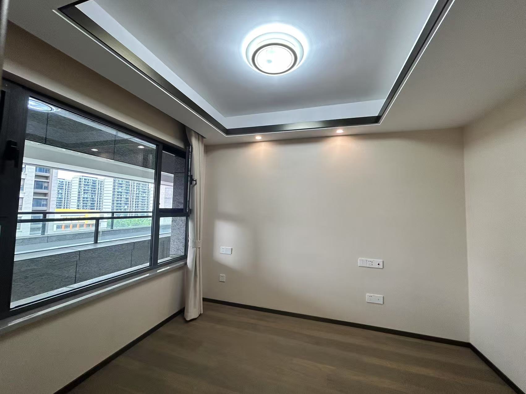 远创东樾 3室2厅1卫 106m&sup2;