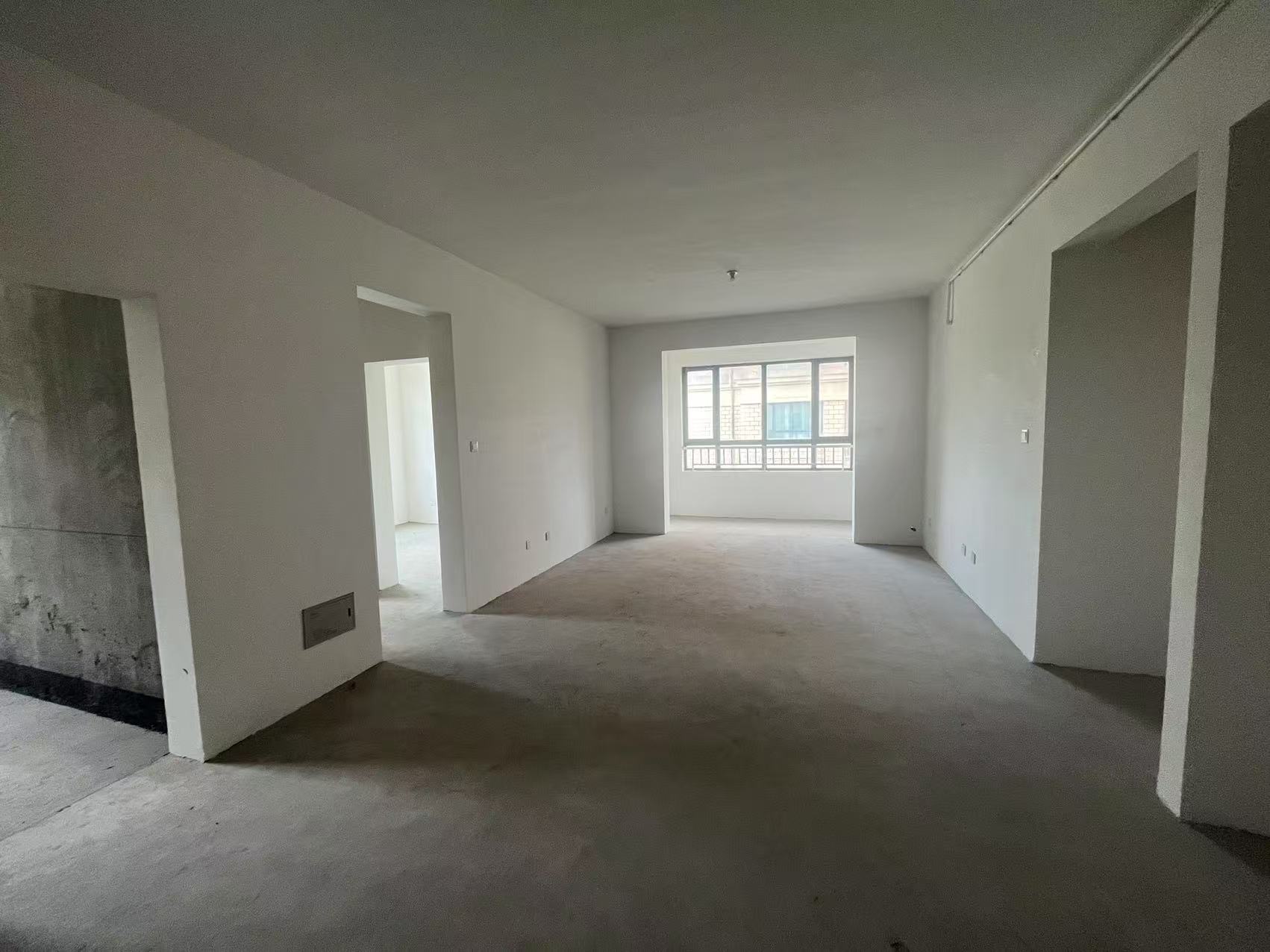 华山朝霞里(朝霞里花苑) 3室2厅2卫 125.00m²