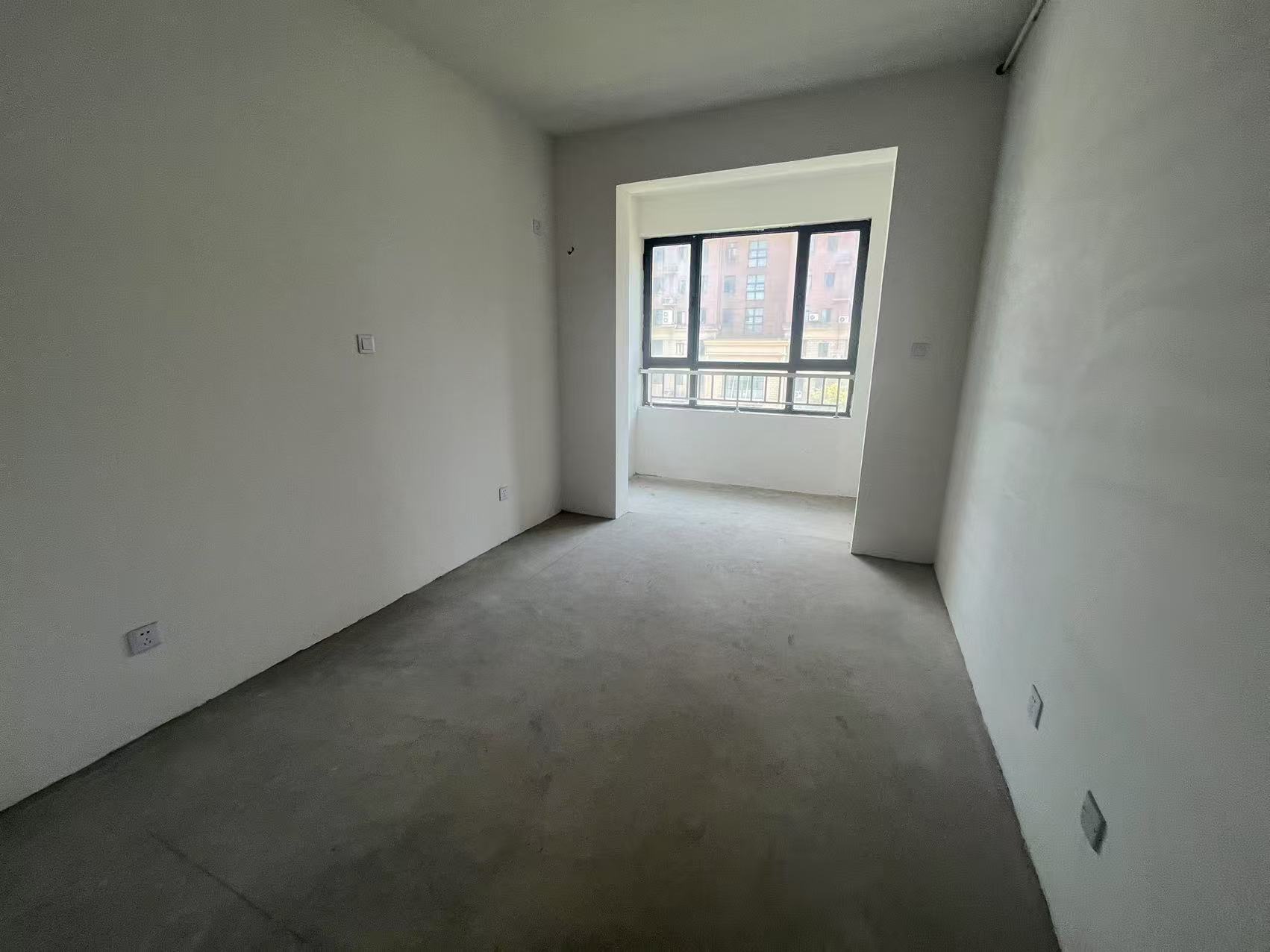华山朝霞里(朝霞里花苑) 3室2厅2卫 125.00m&sup2;