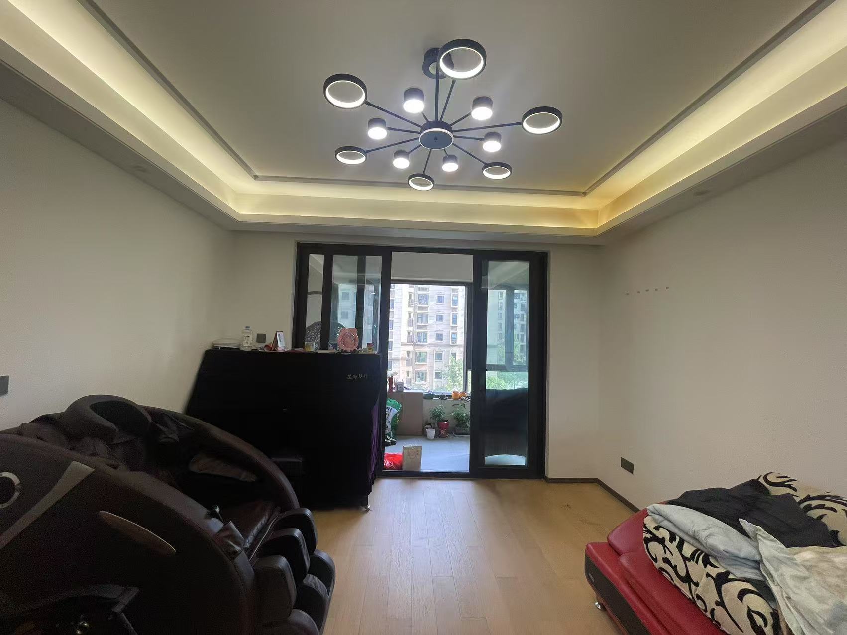 春风南岸西园 3室2厅2卫 136m&sup2;
