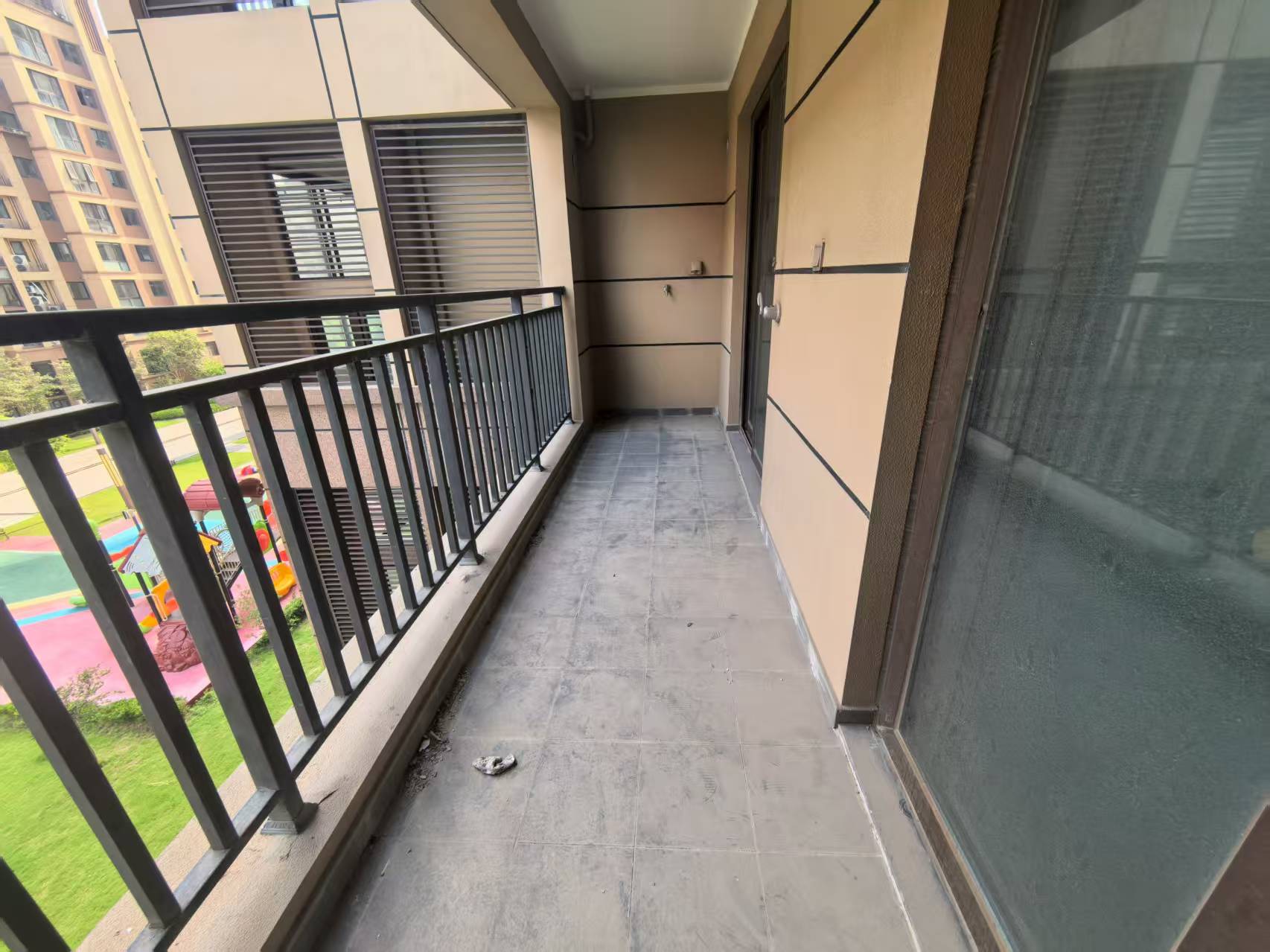富力院士廷 4室2厅2卫 136.85m&sup2;
