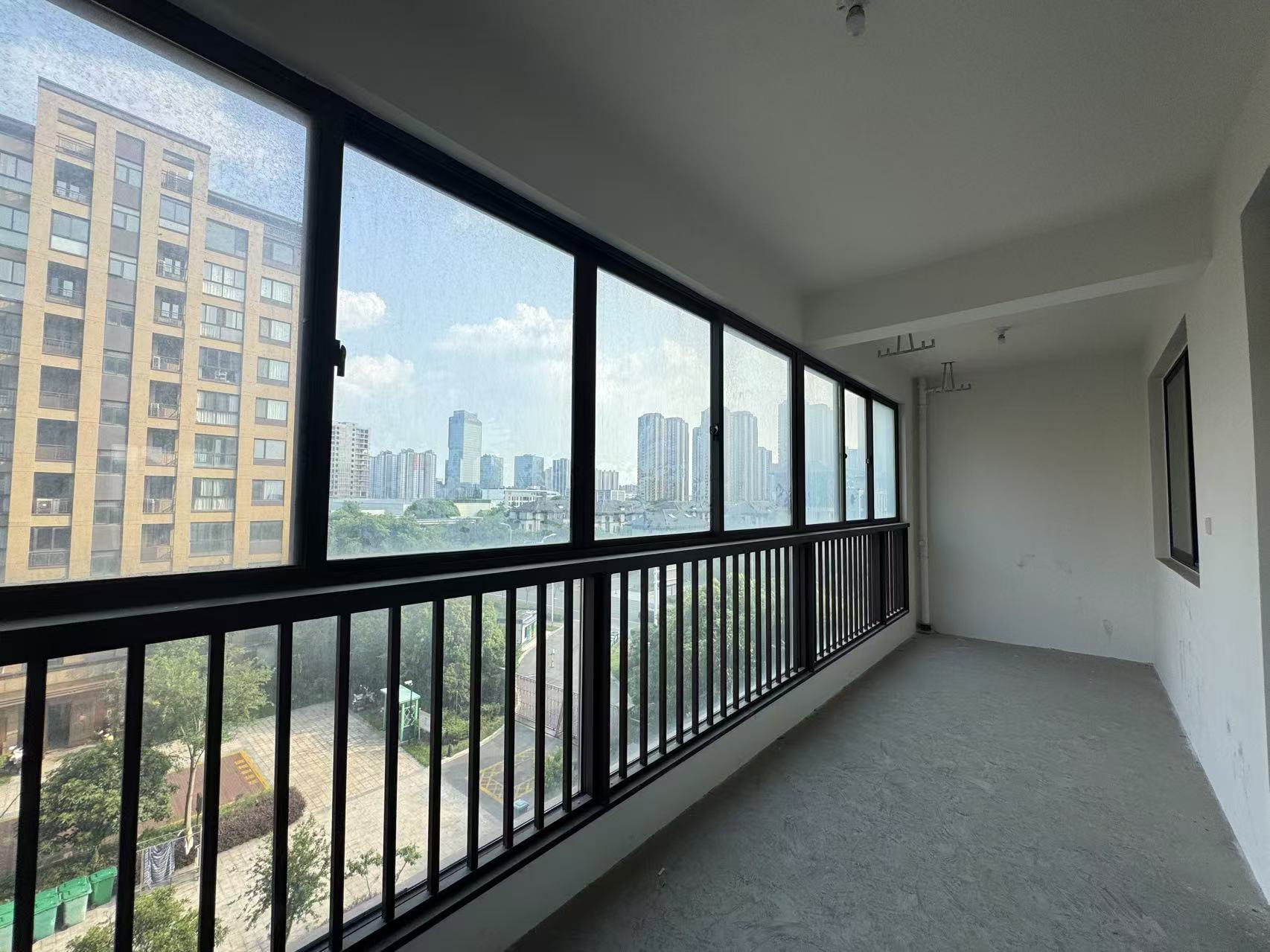万濠山庄 4室2厅2卫 1660.00m&sup2;