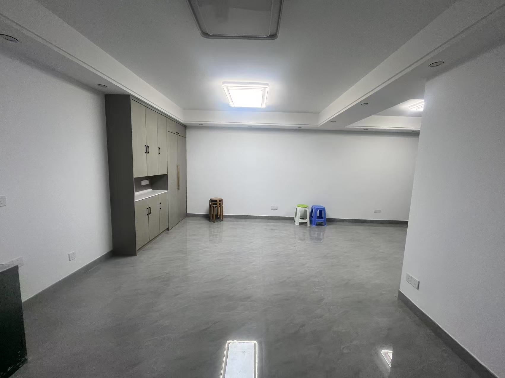 华强城 1室1厅1卫 89m&sup2;