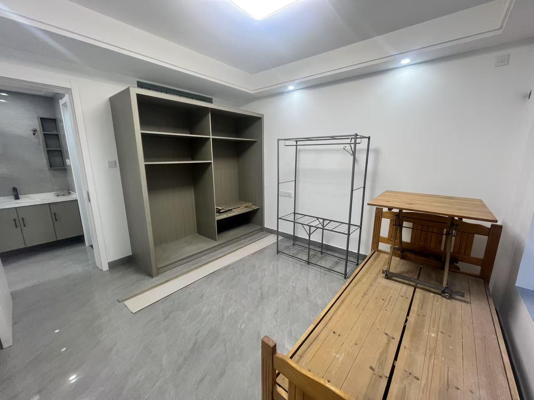华强城 1室1厅1卫 89m&sup2;