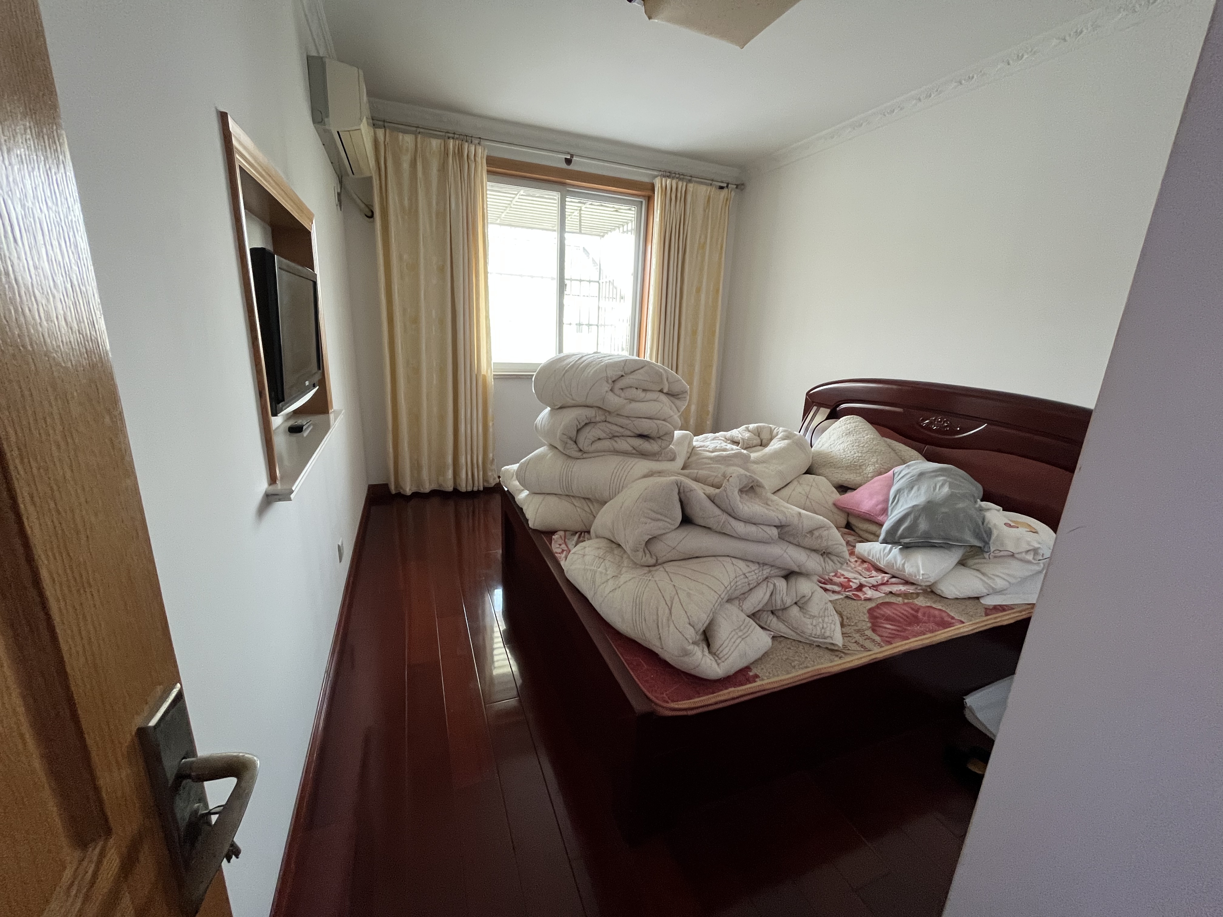 五山家园 4室2厅1卫 115.72m&sup2;