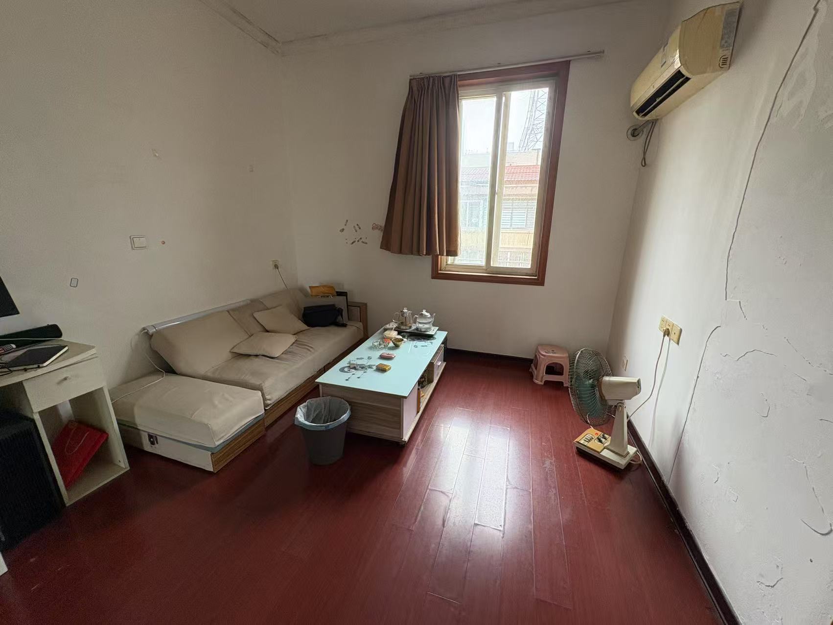 虹桥新村(朝霞路) 2室1厅1卫 56m²