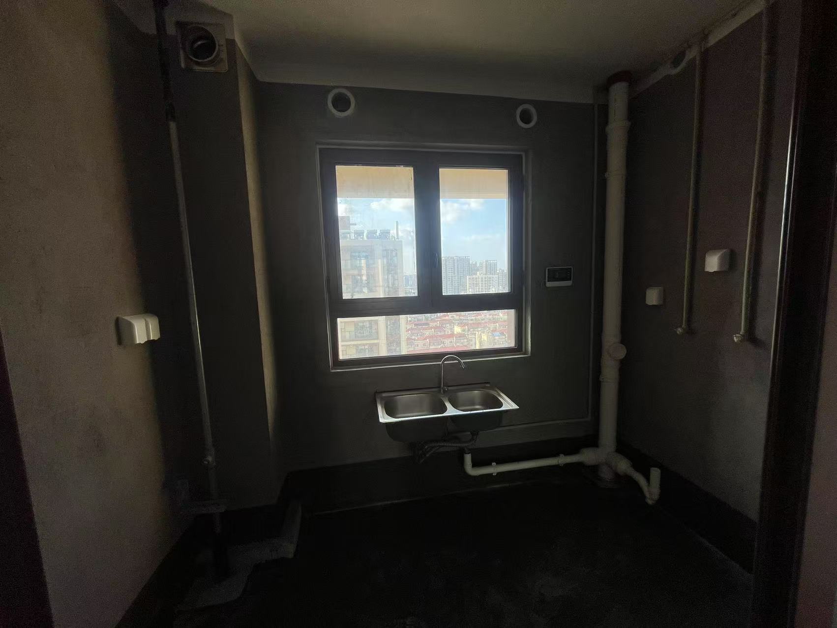 阳光悦城 3室2厅2卫 119m&sup2;