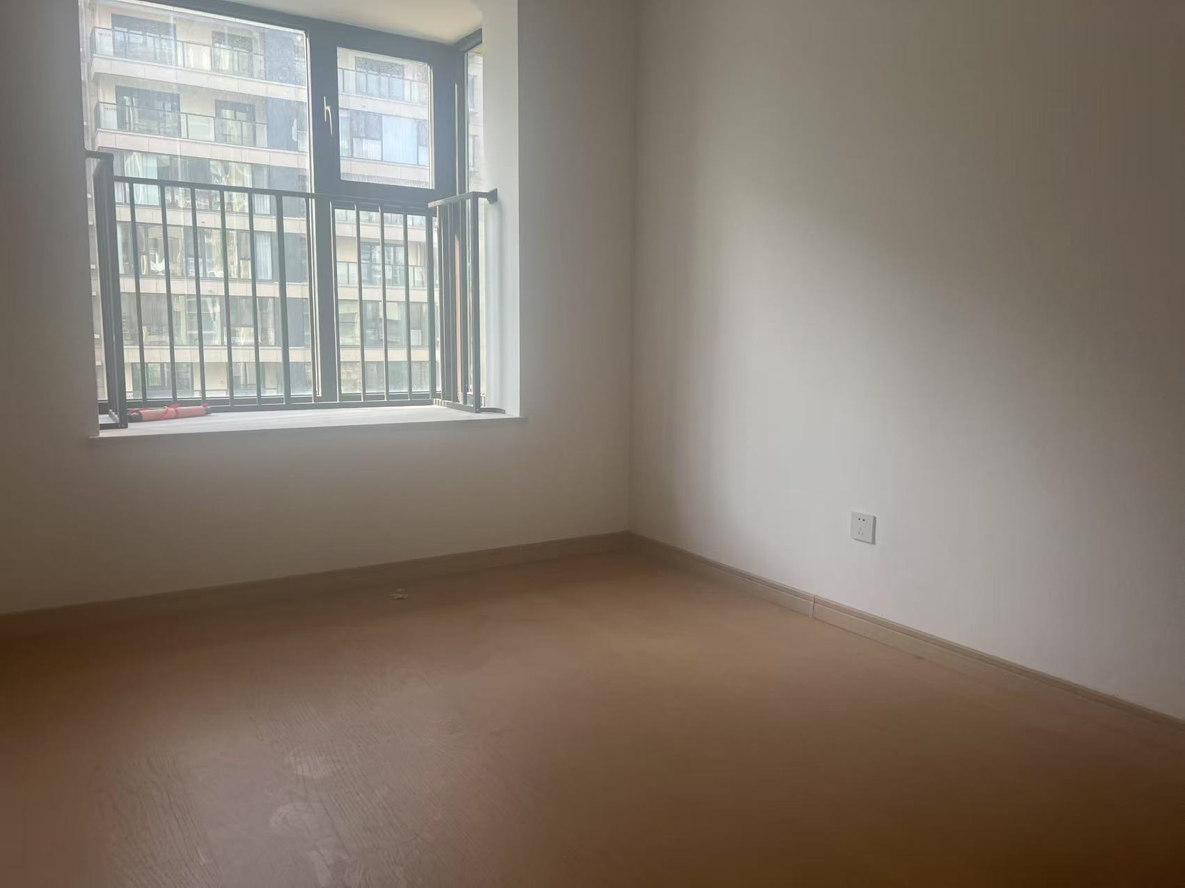 时光漫城 3室2厅2卫 113m&sup2;