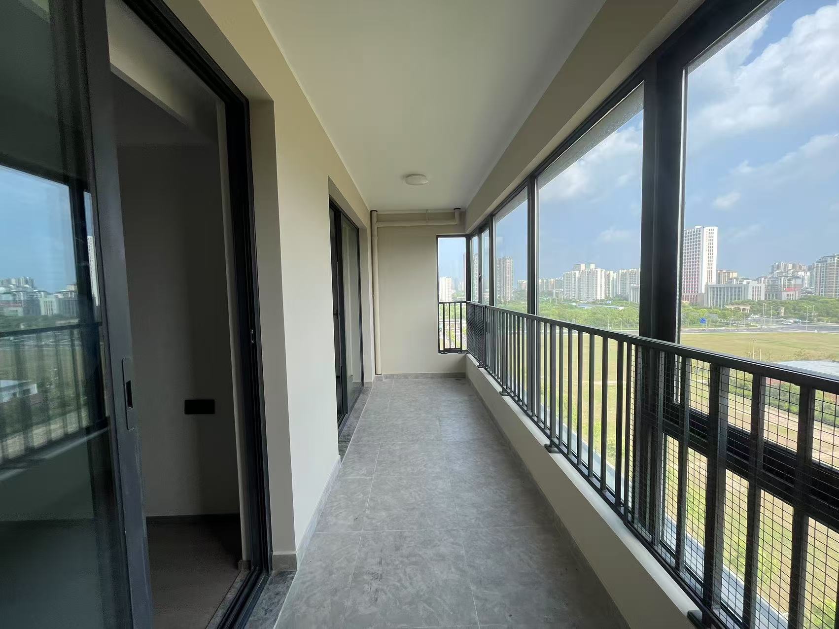 万科官山望 3室2厅2卫 115m&sup2;