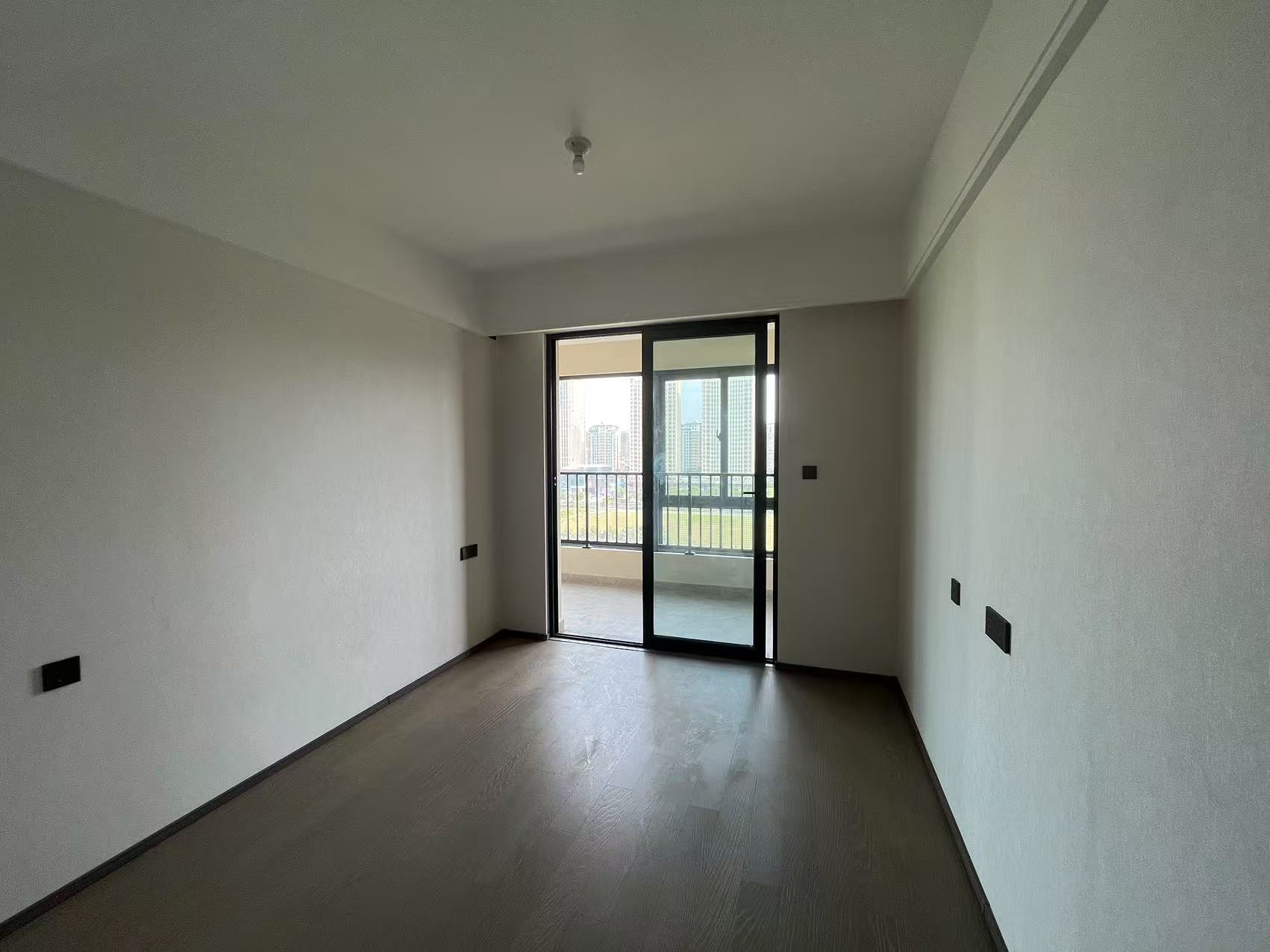 万科官山望 3室2厅2卫 115m&sup2;