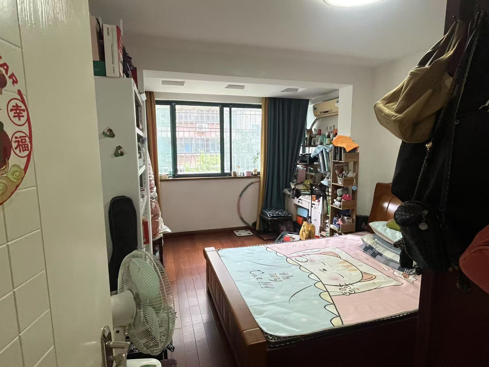 百花南苑 3室1厅1卫 81.00m&sup2;