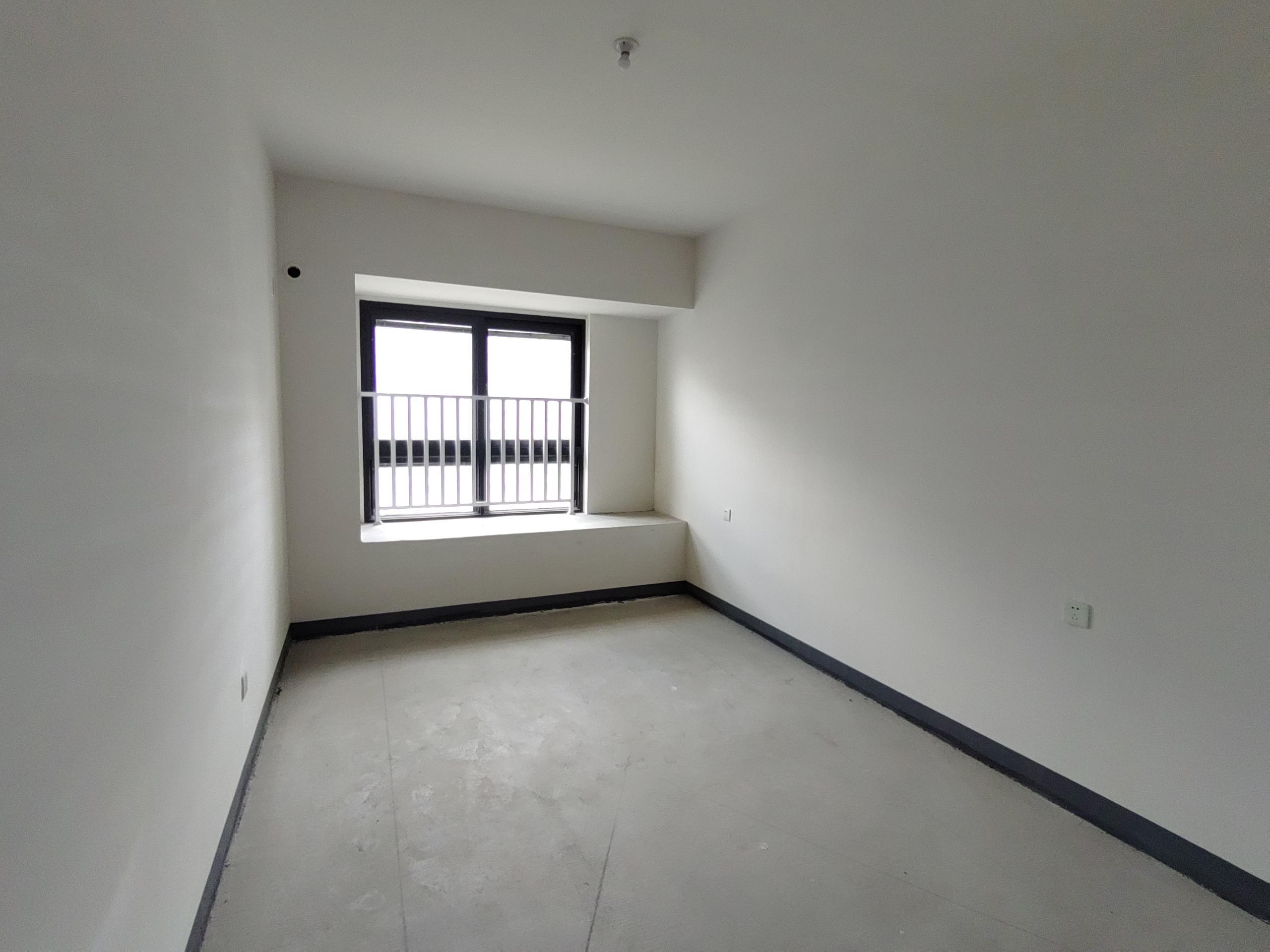 金溪漫花园 4室2厅2卫 166m&sup2;