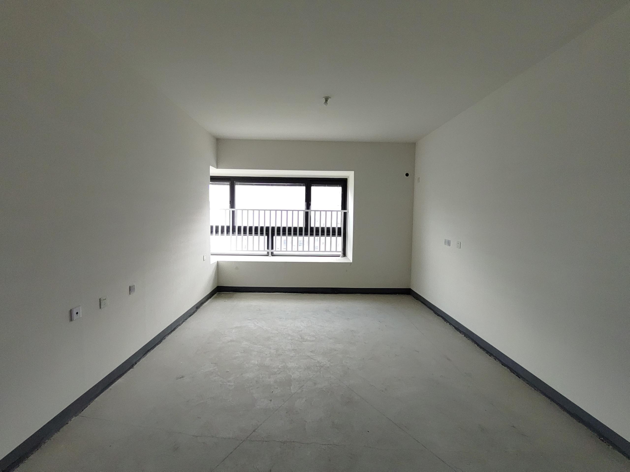 金溪漫花园 4室2厅2卫 166m&sup2;