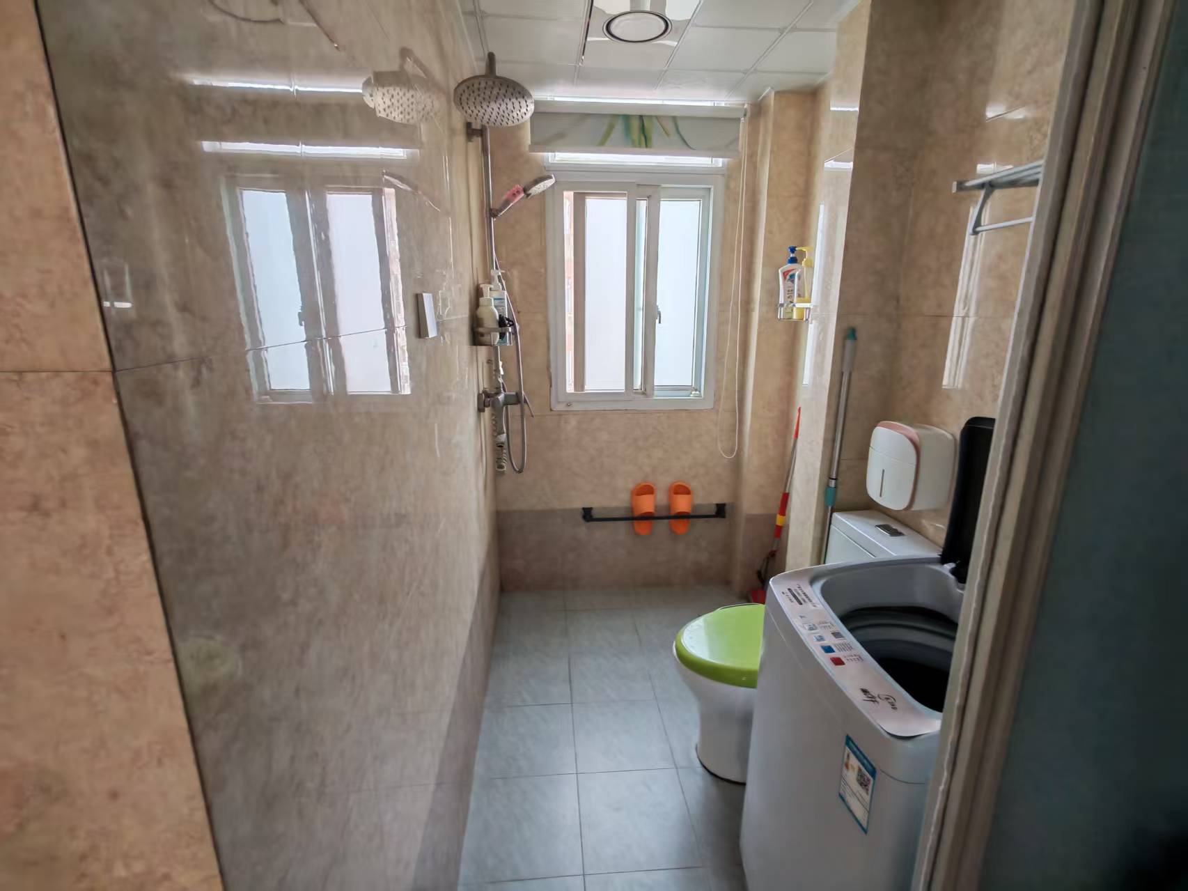 光明西村 2室2厅1卫 70.24m&sup2;
