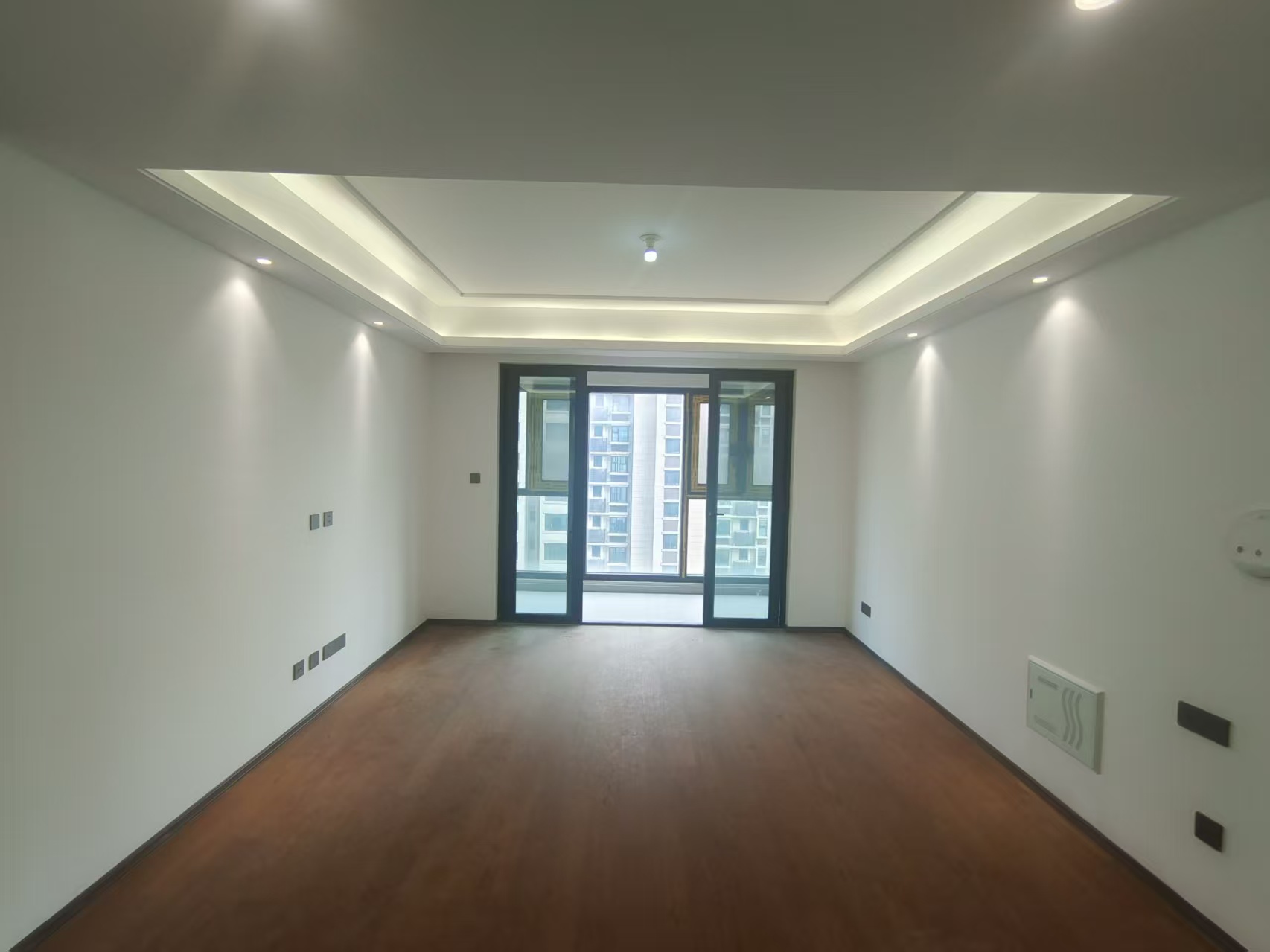 春风南岸东园 4室2厅2卫 141.00m²