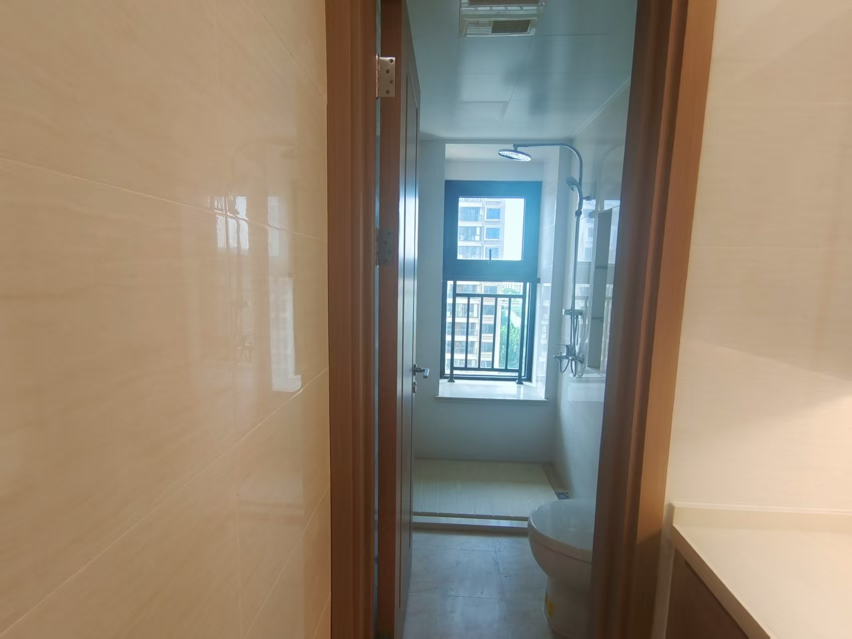 春风南岸东园 4室2厅2卫 141.00m&sup2;