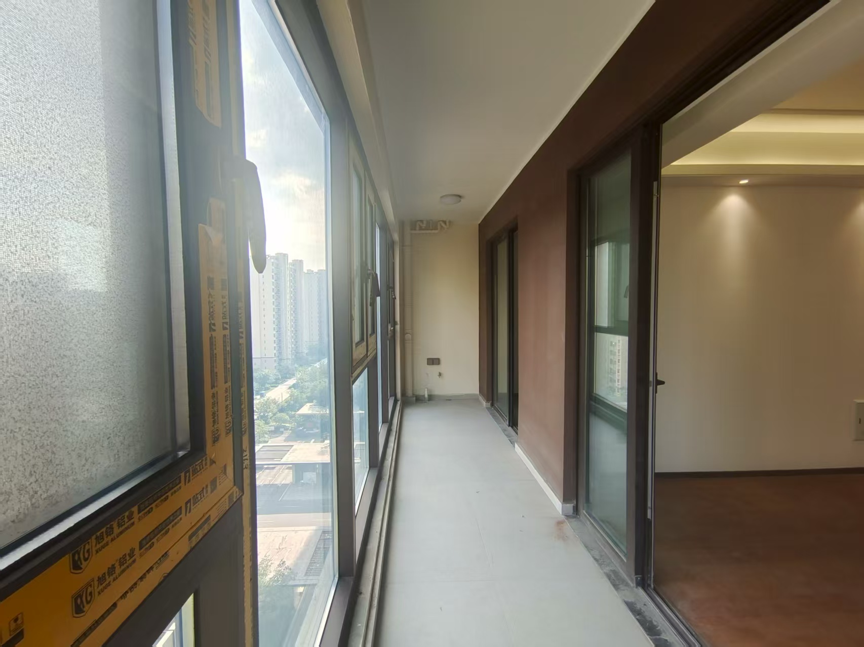 春风南岸东园 4室2厅2卫 141.00m&sup2;