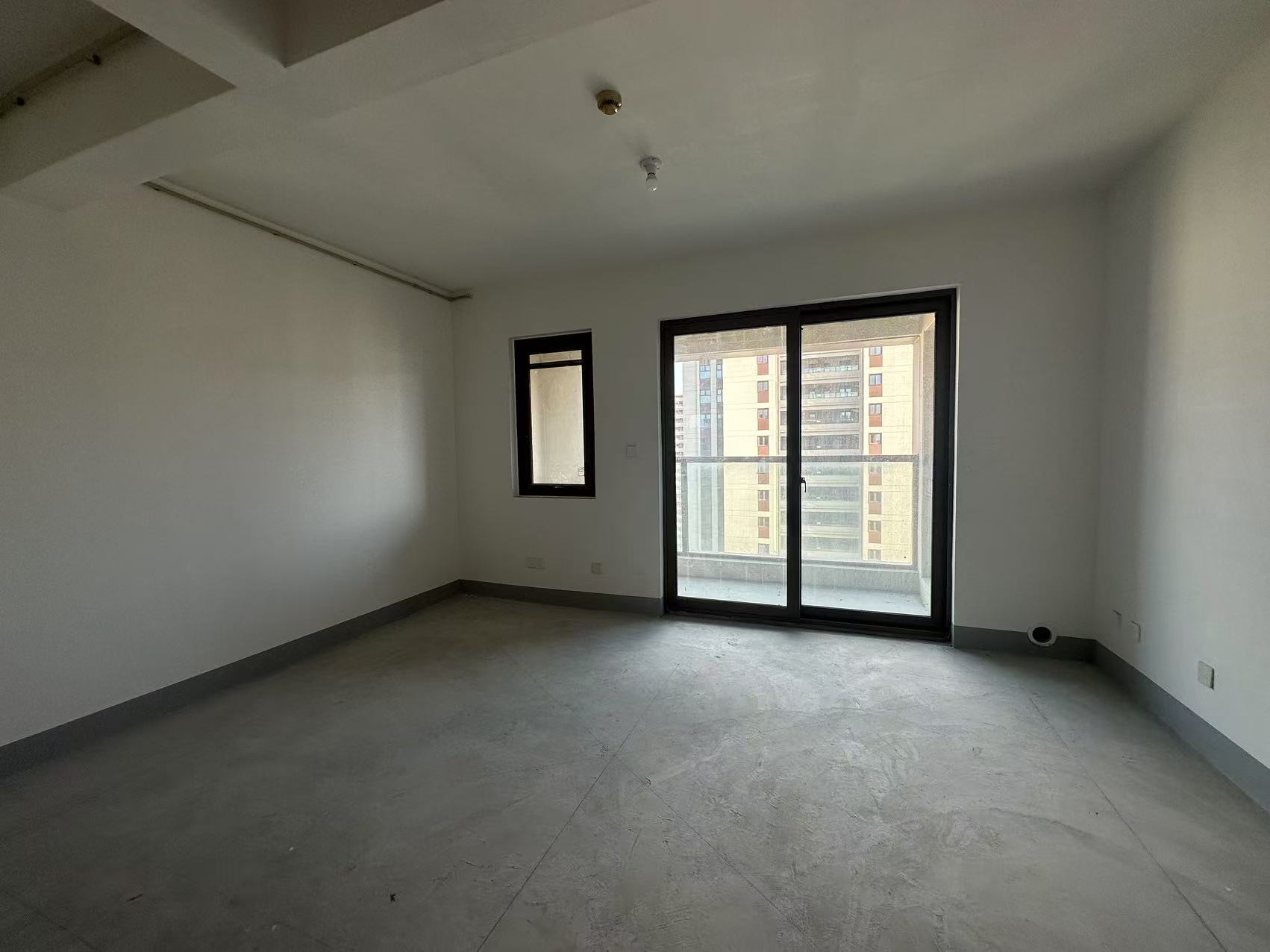 阳光悦城 1室1厅1卫 54.59m&sup2;