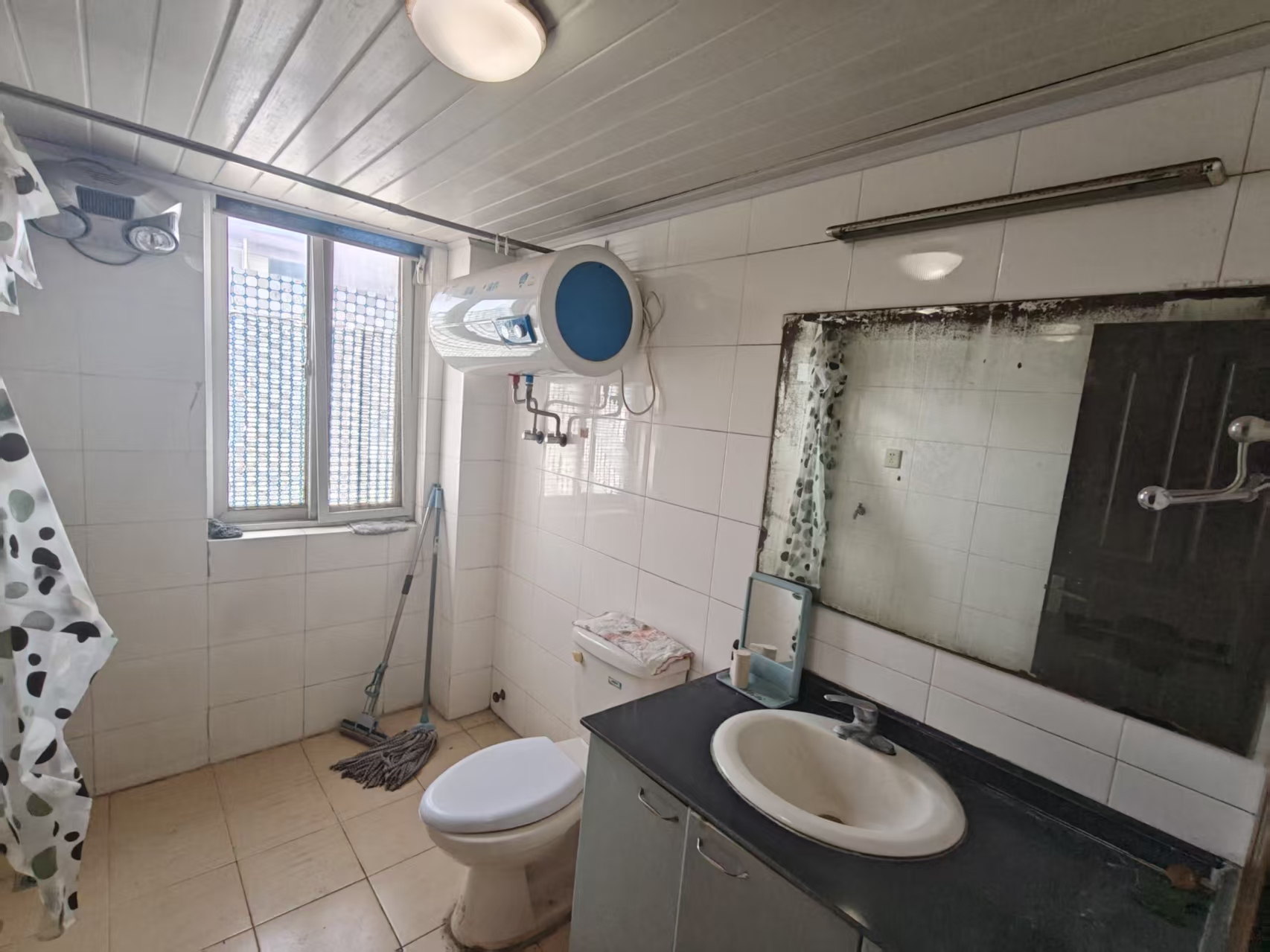 小石桥花苑 3室1厅1卫 94m&sup2;