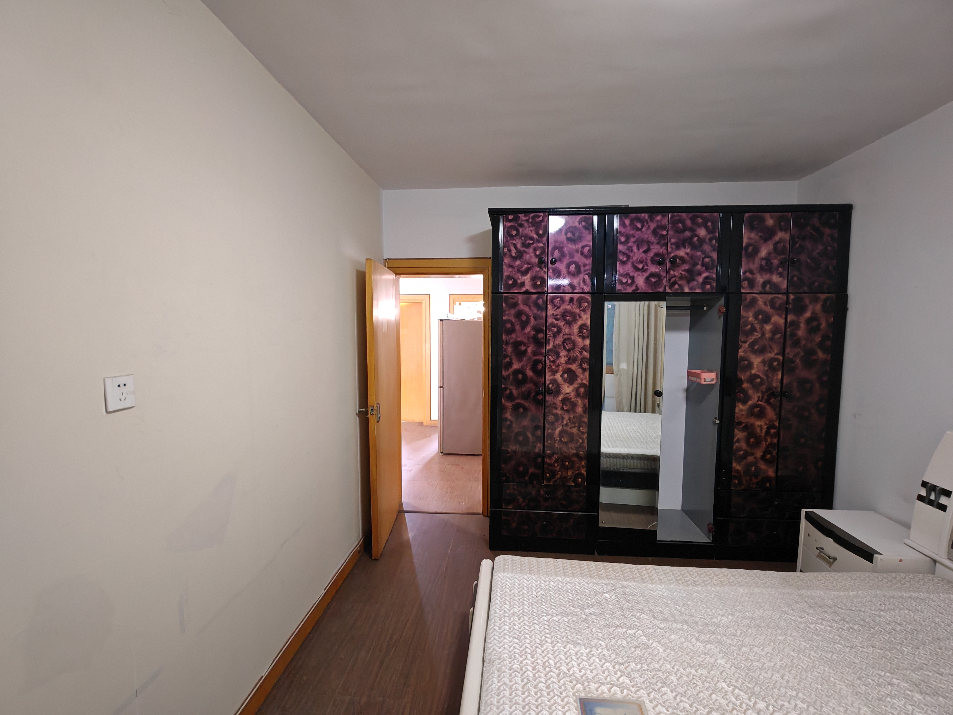 银花苑 2室1厅1卫 78m&sup2;