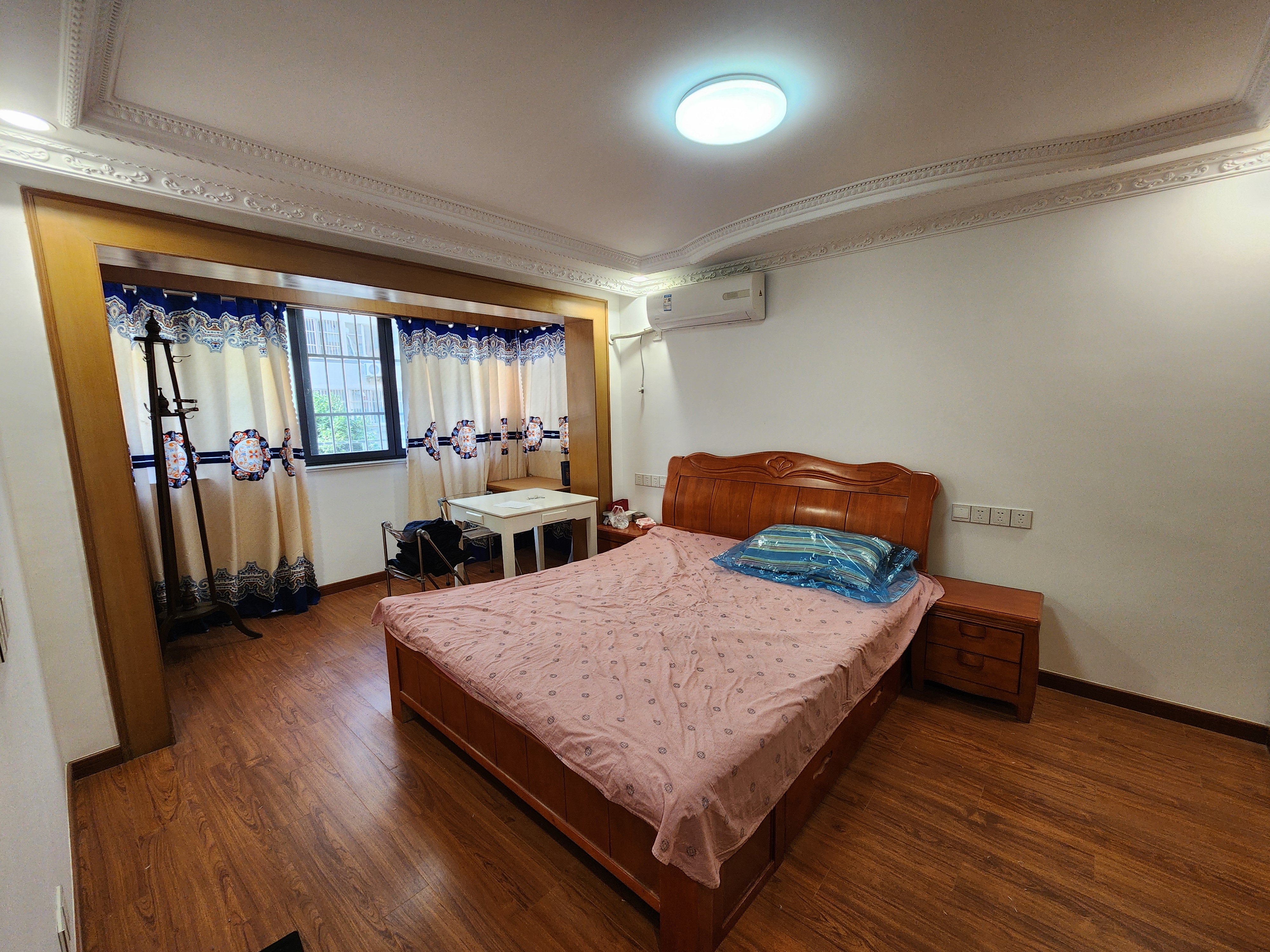 学田南苑 3室2厅1卫 125m&sup2;