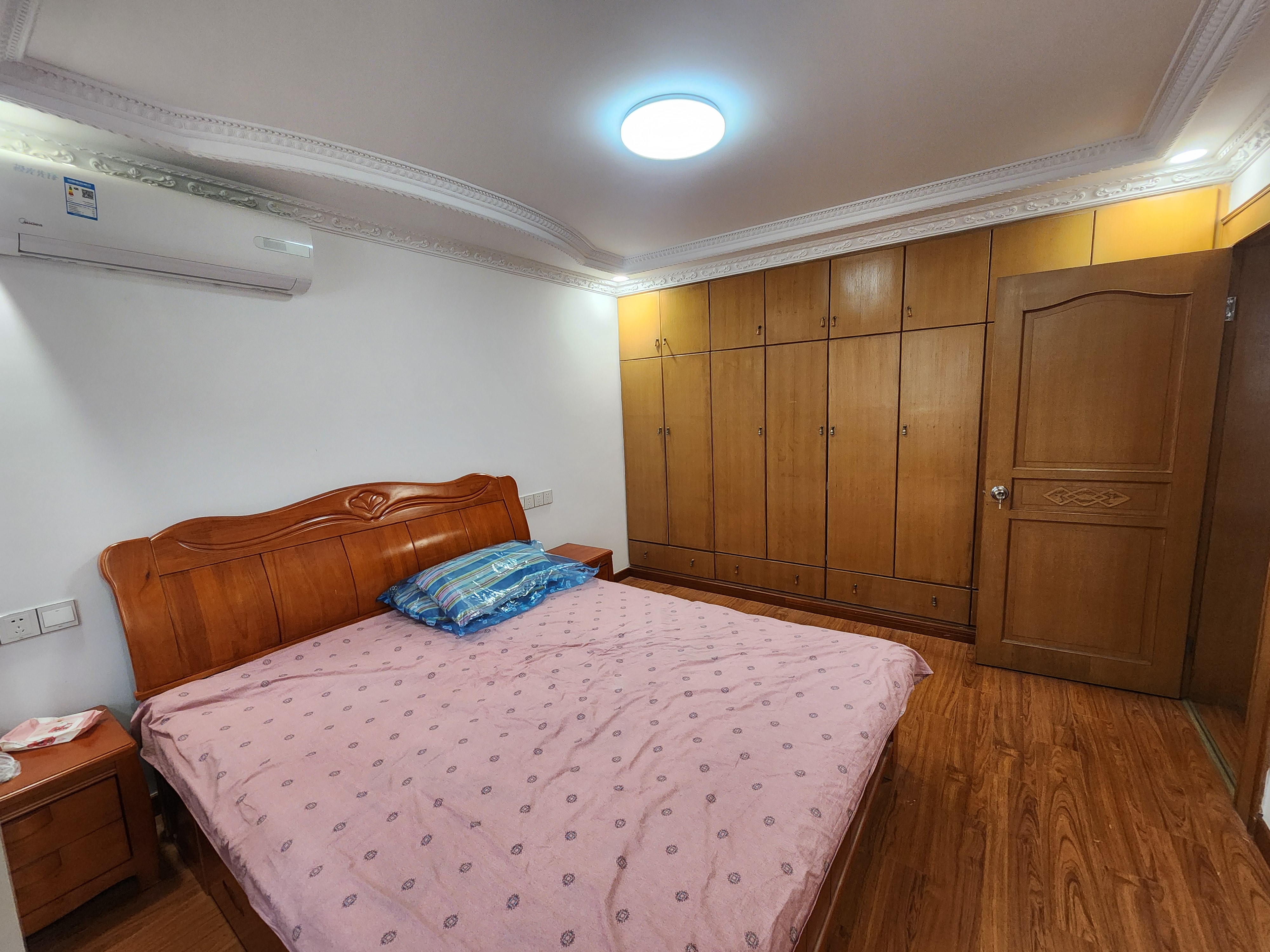 学田南苑 3室2厅1卫 125m&sup2;