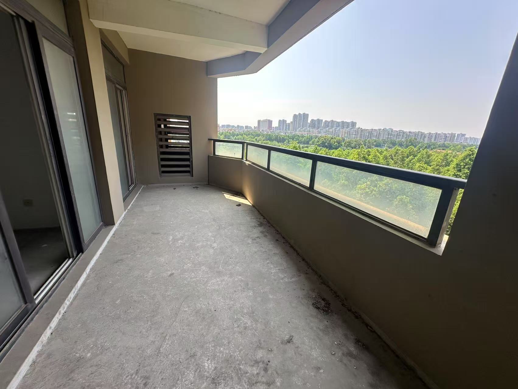 南通绿地新都会 3室2厅2卫 138.08m&sup2;