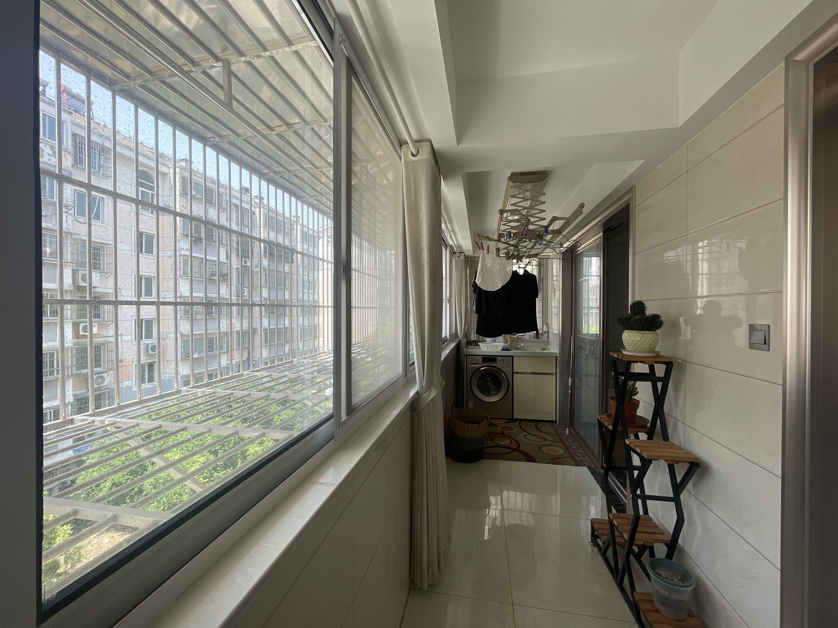 越江新村 3室2厅1卫 126.5m&sup2;