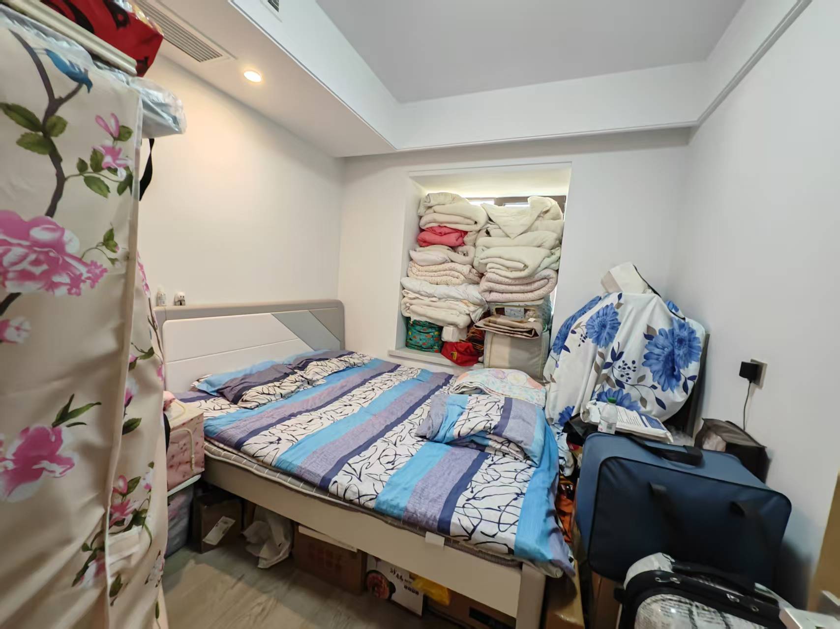 珑府 3室2厅2卫 124m&sup2;