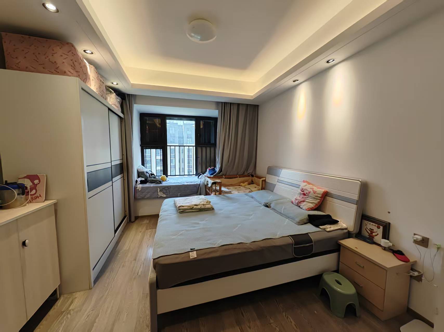 珑府 3室2厅2卫 124m&sup2;