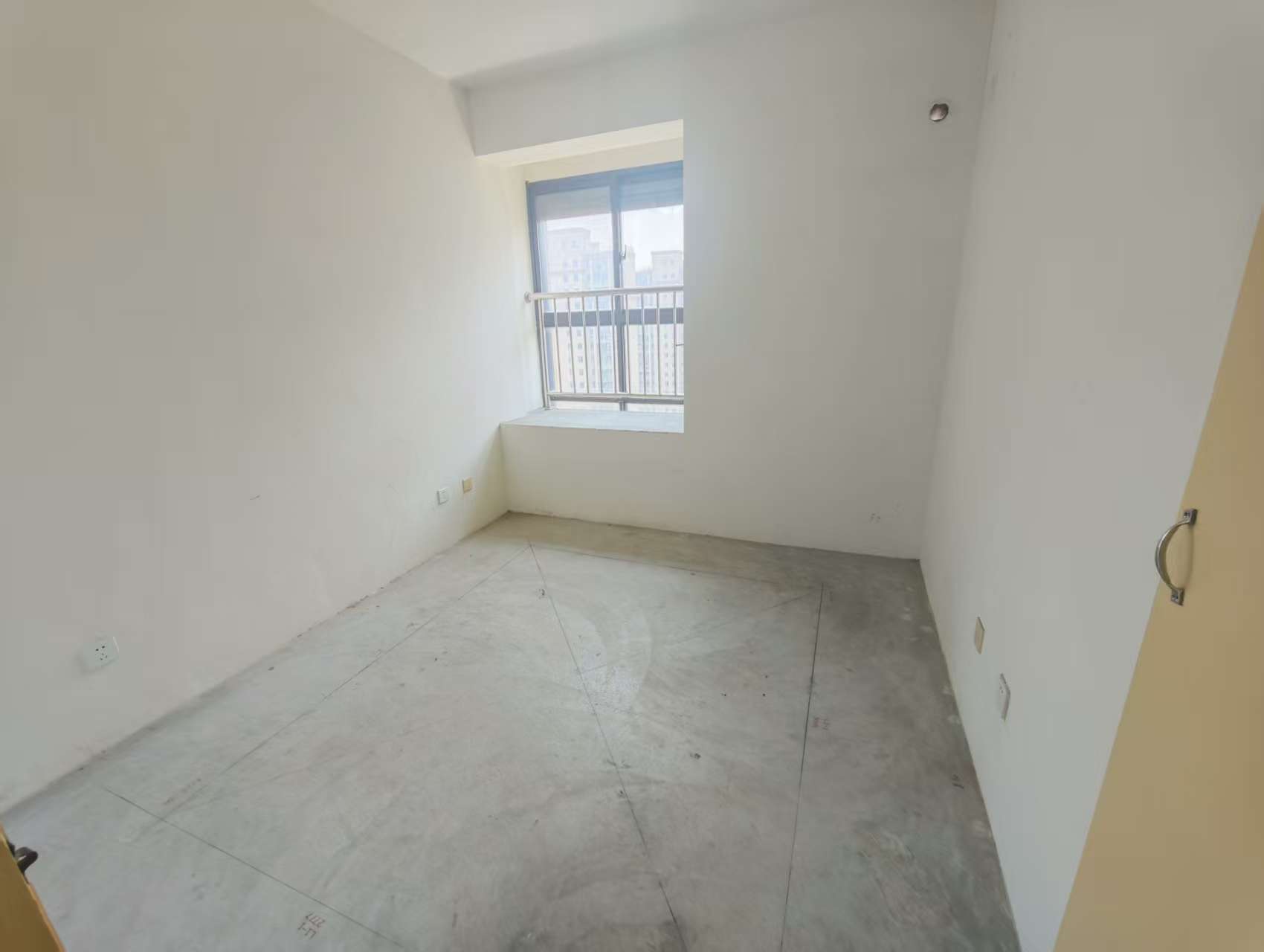 同和嘉苑北区 2室1厅1卫 80m&sup2;