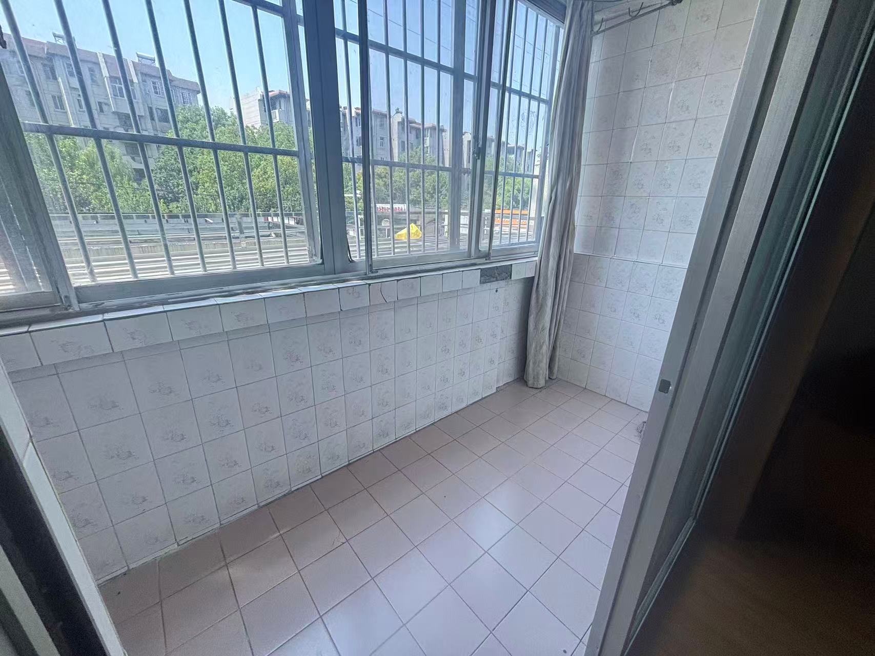 中南苑 2室1厅1卫 80m&sup2;