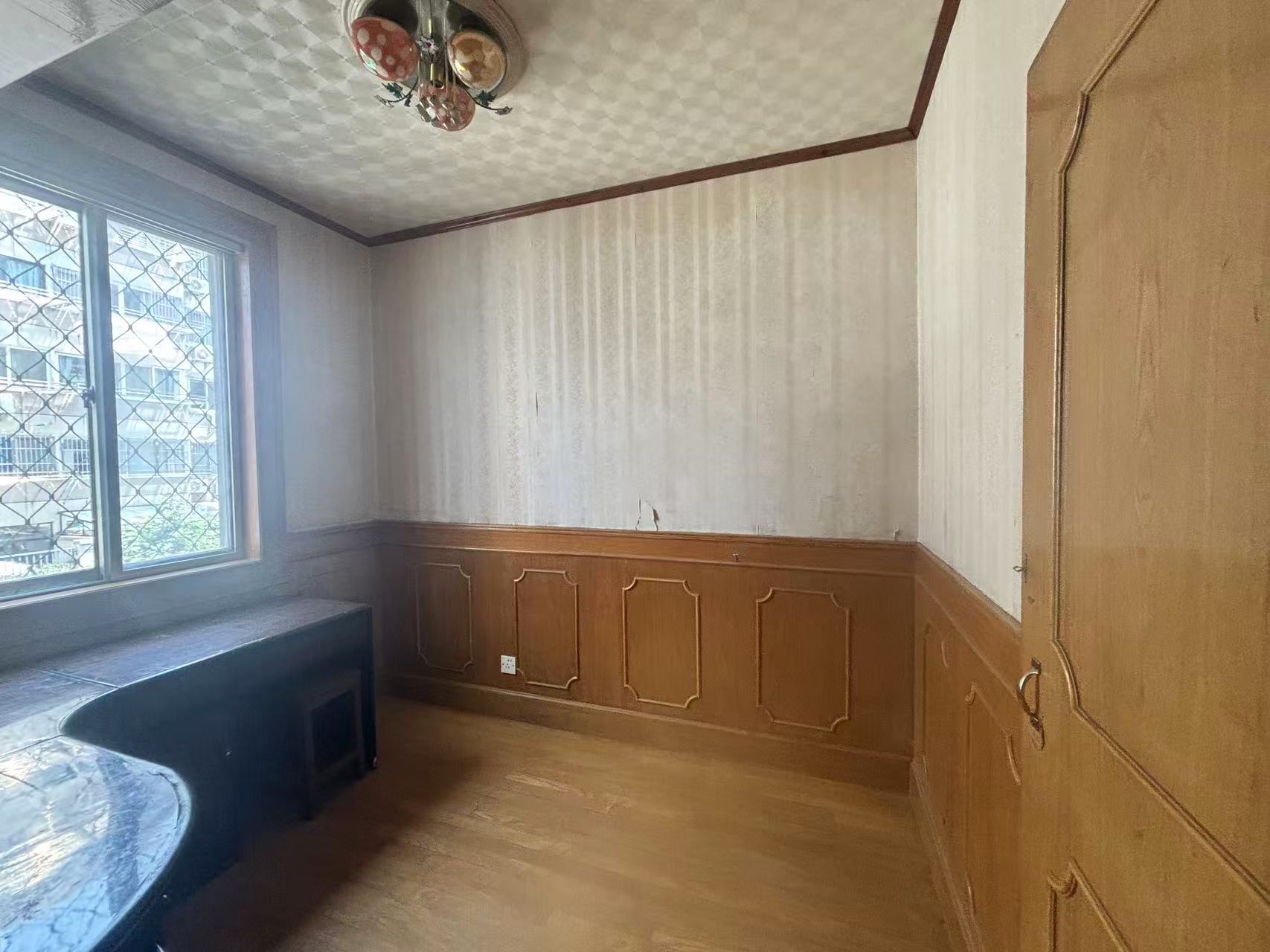 中南苑 2室1厅1卫 80m&sup2;