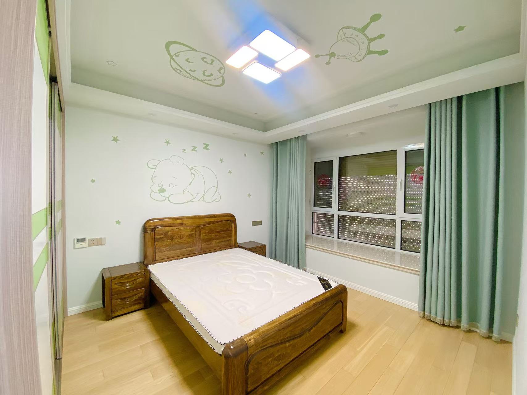 中南世纪花城三期 4室2厅2卫 147m&sup2;