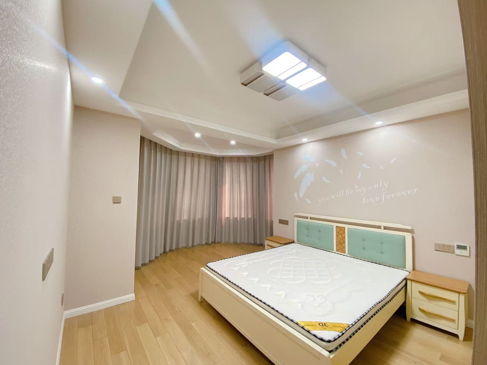中南世纪花城三期 4室2厅2卫 147m&sup2;