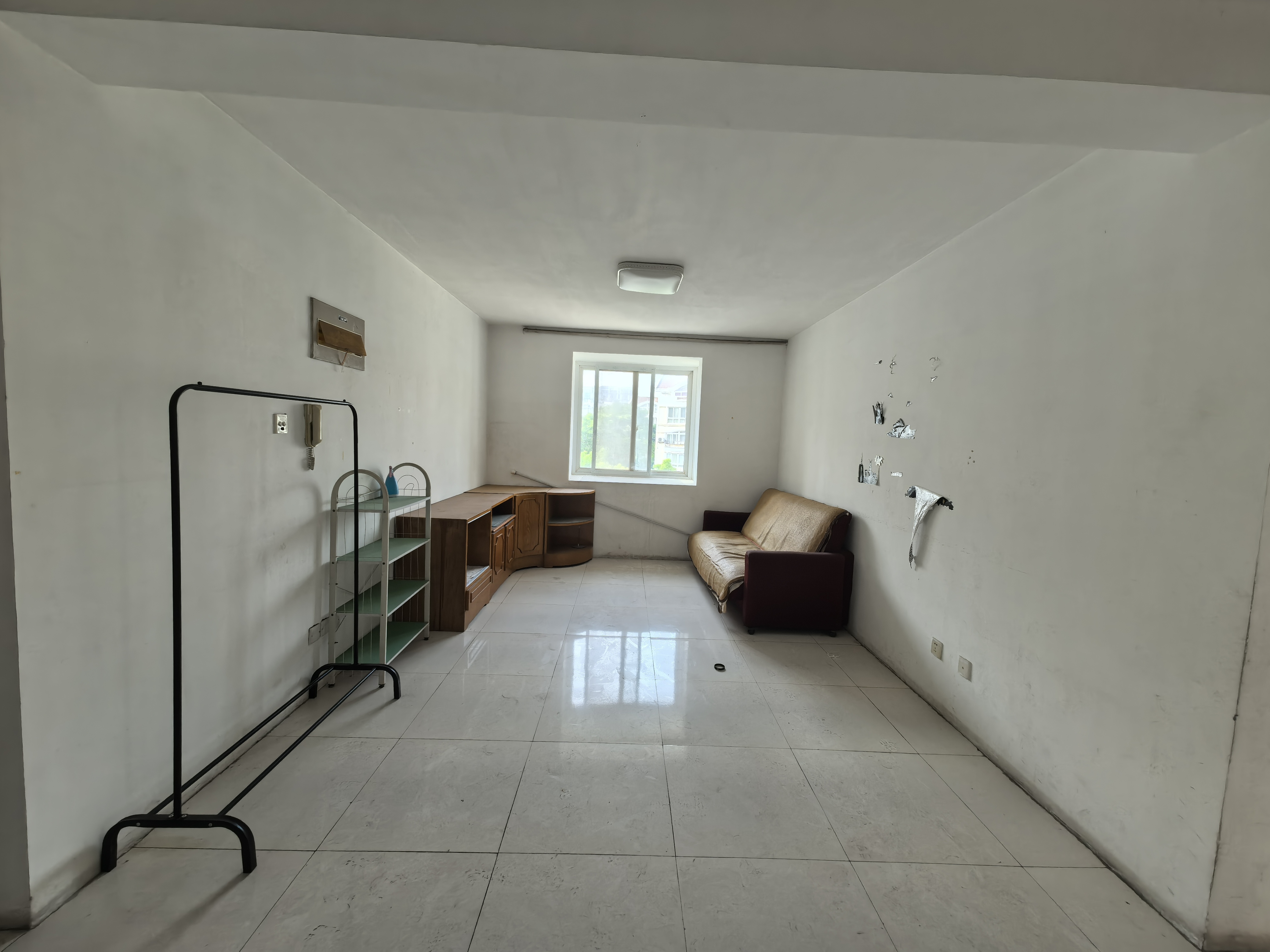 春晖花园 2室1厅1卫 98.23m²