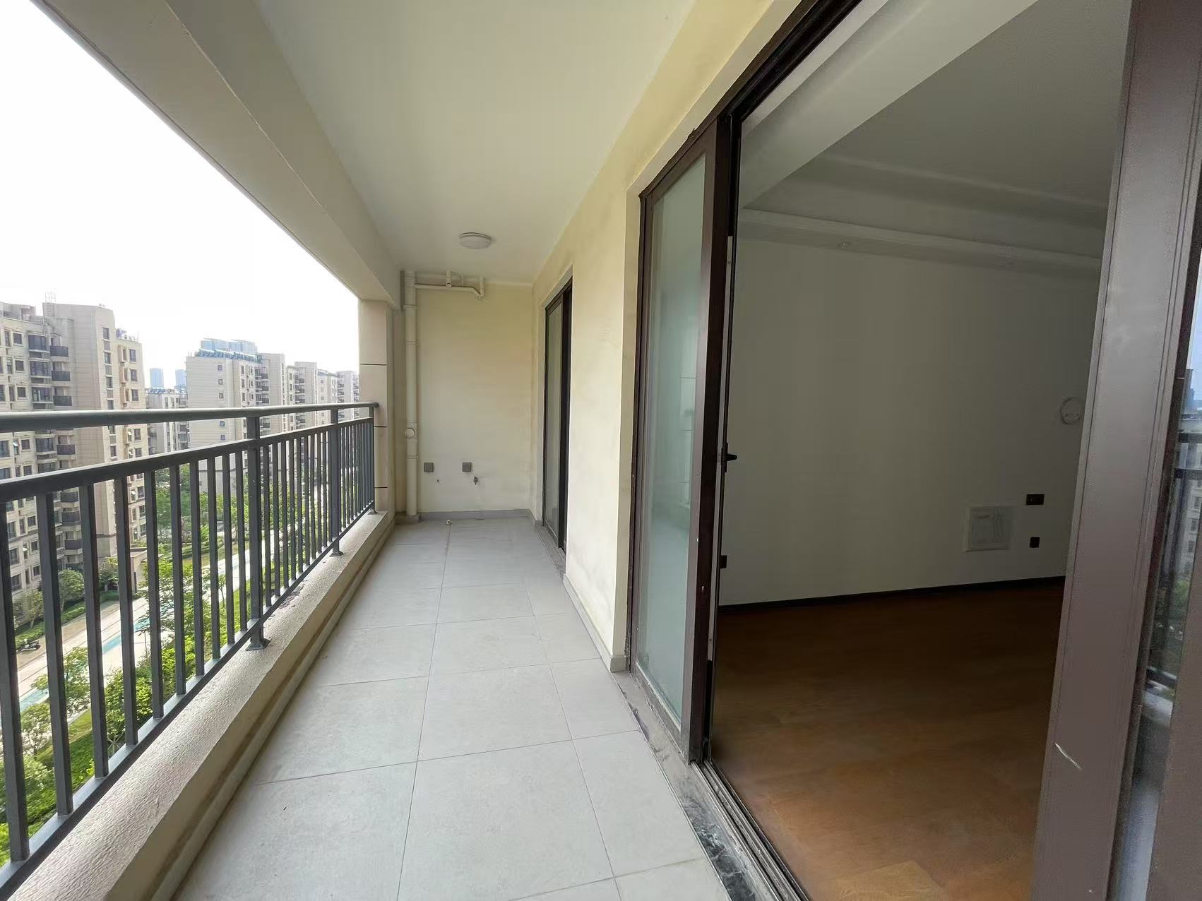 春风南岸东园 4室2厅2卫 135.56m&sup2;