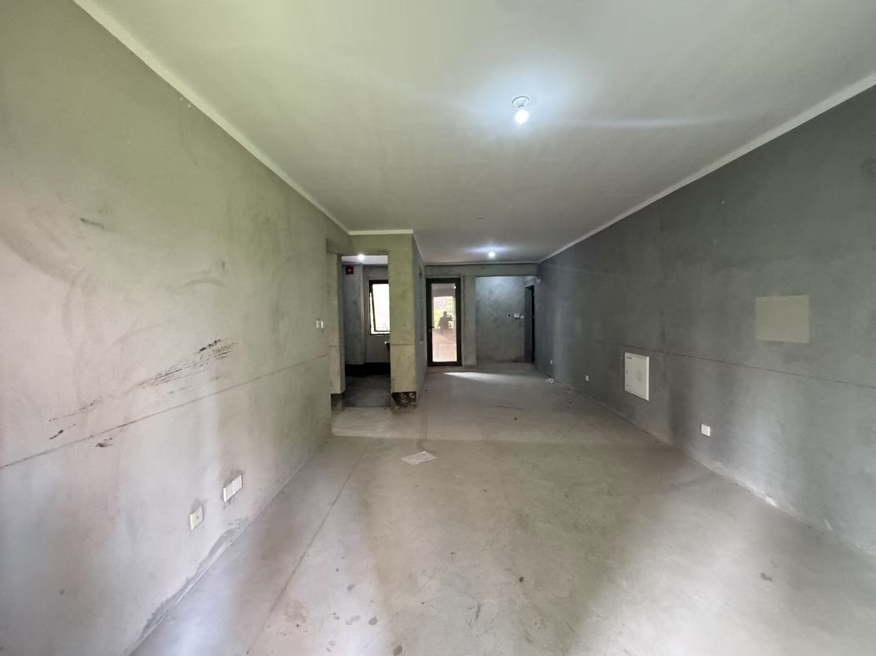 保利香槟国际 4室2厅2卫 142.19m²