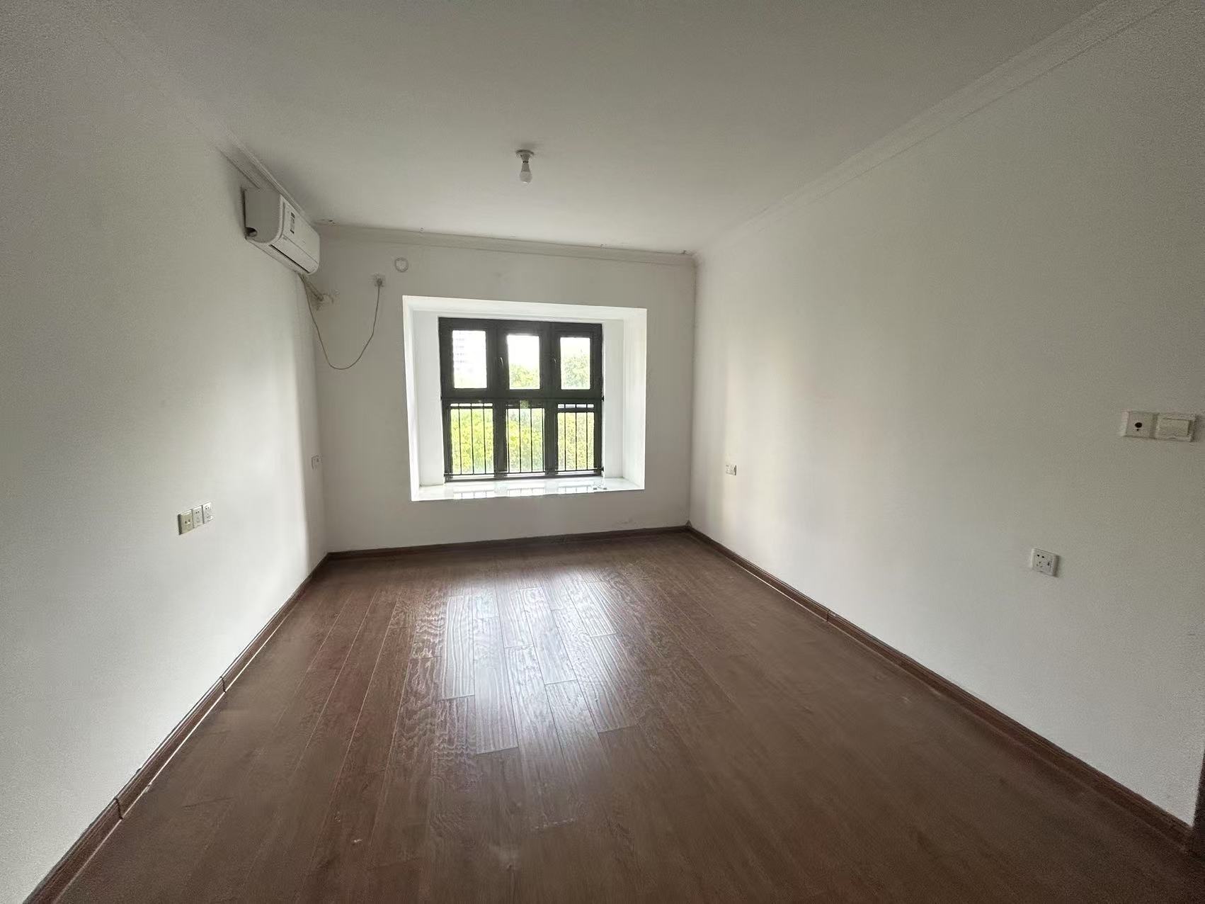 碧桂园时代悦城 4室2厅2卫 141m&sup2;