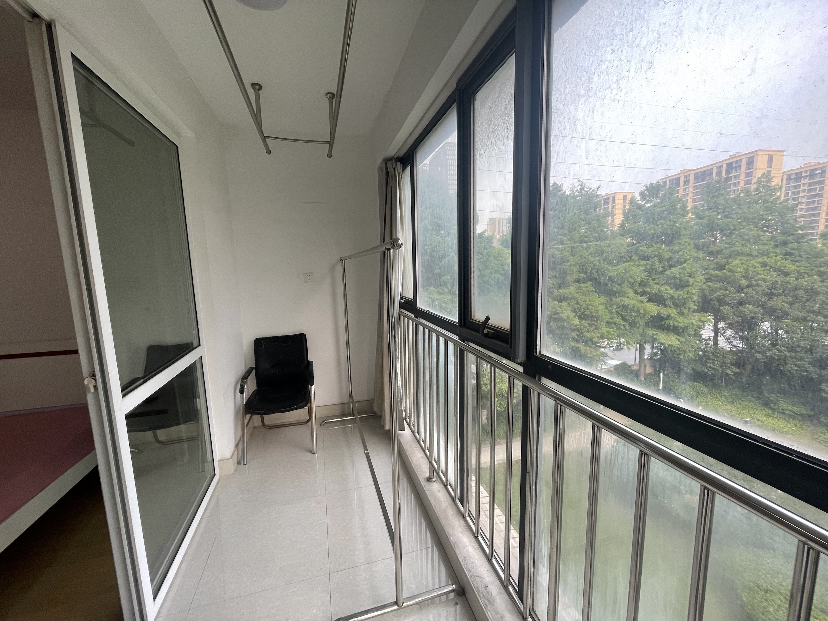 中港城 3室2厅1卫 89m&sup2;