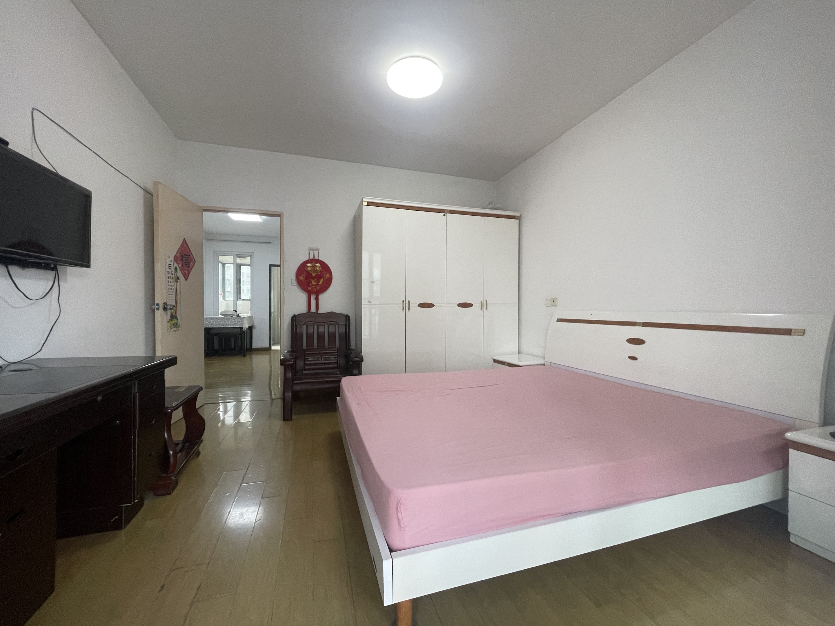 中港城 3室2厅1卫 89m&sup2;