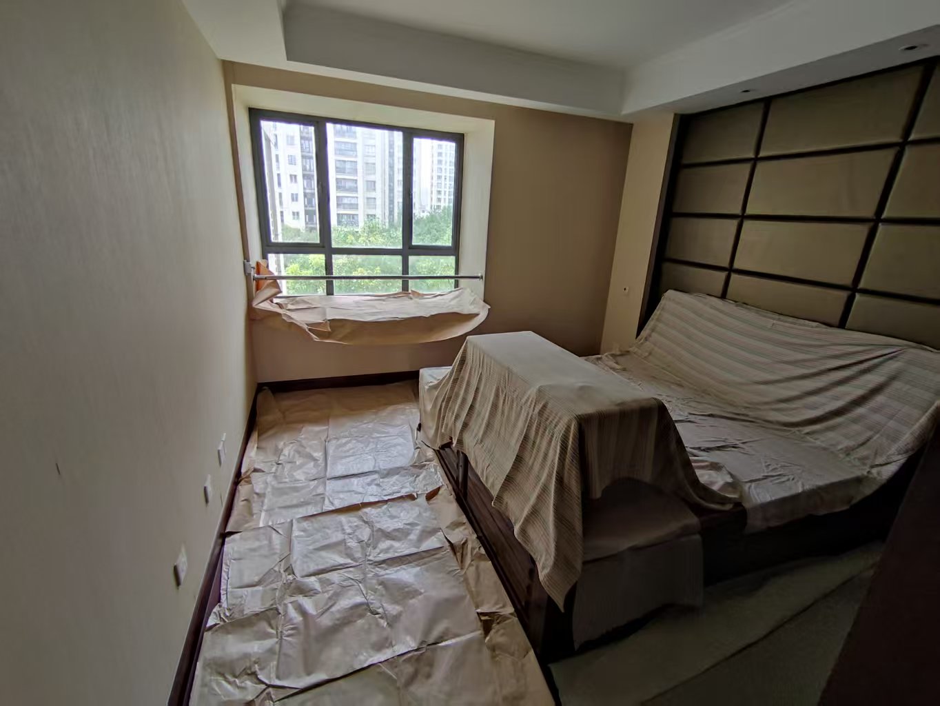 金鼎湾花园 2室2厅1卫 96m&sup2;