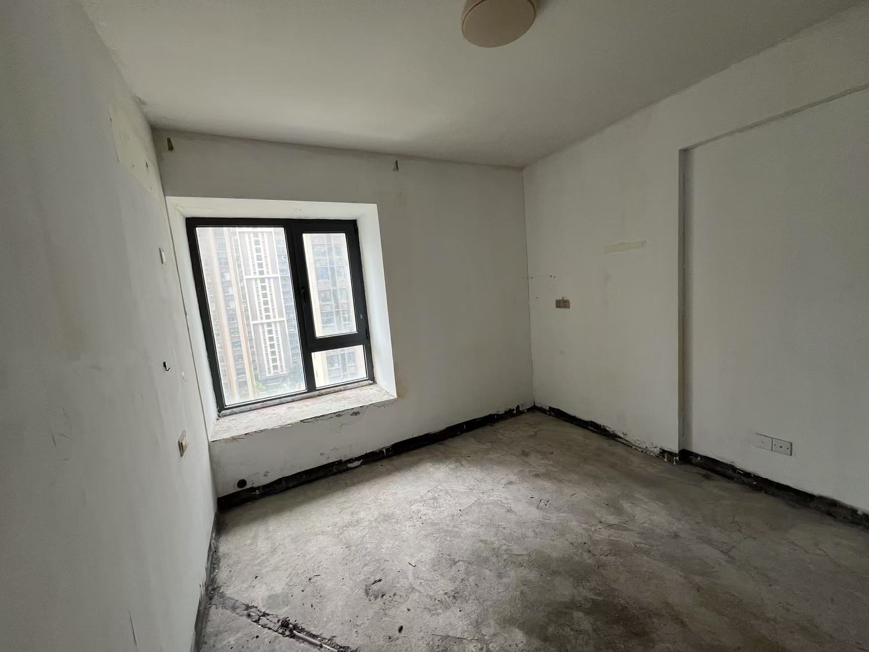 南山国际社区 1室厅卫 98m&sup2;