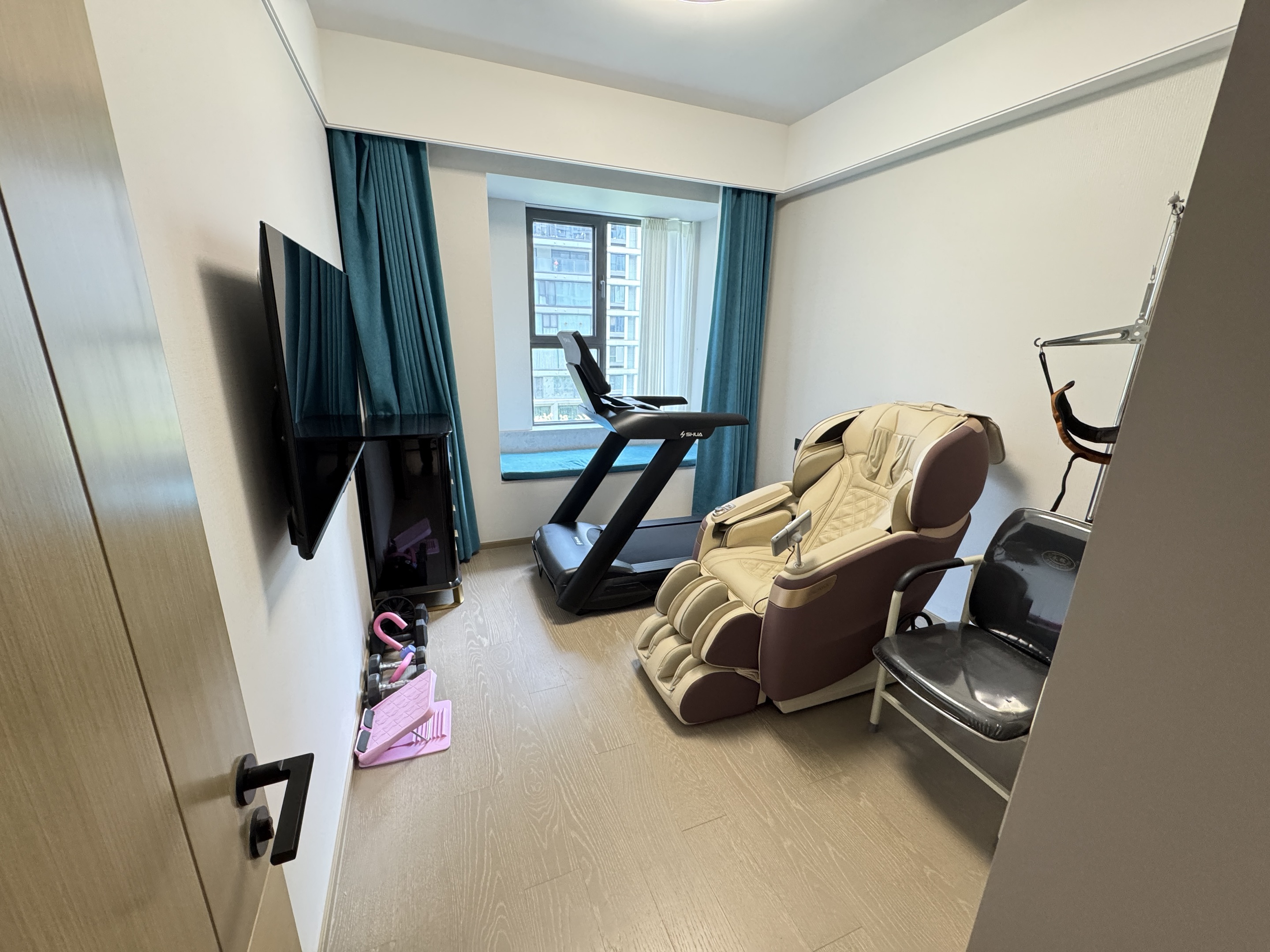 万科方圆 4室2厅2卫 180m&sup2;