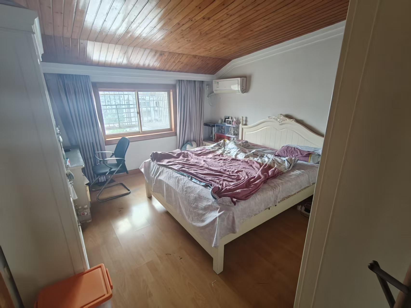 百花南苑 4室3厅1卫 102.00m&sup2;