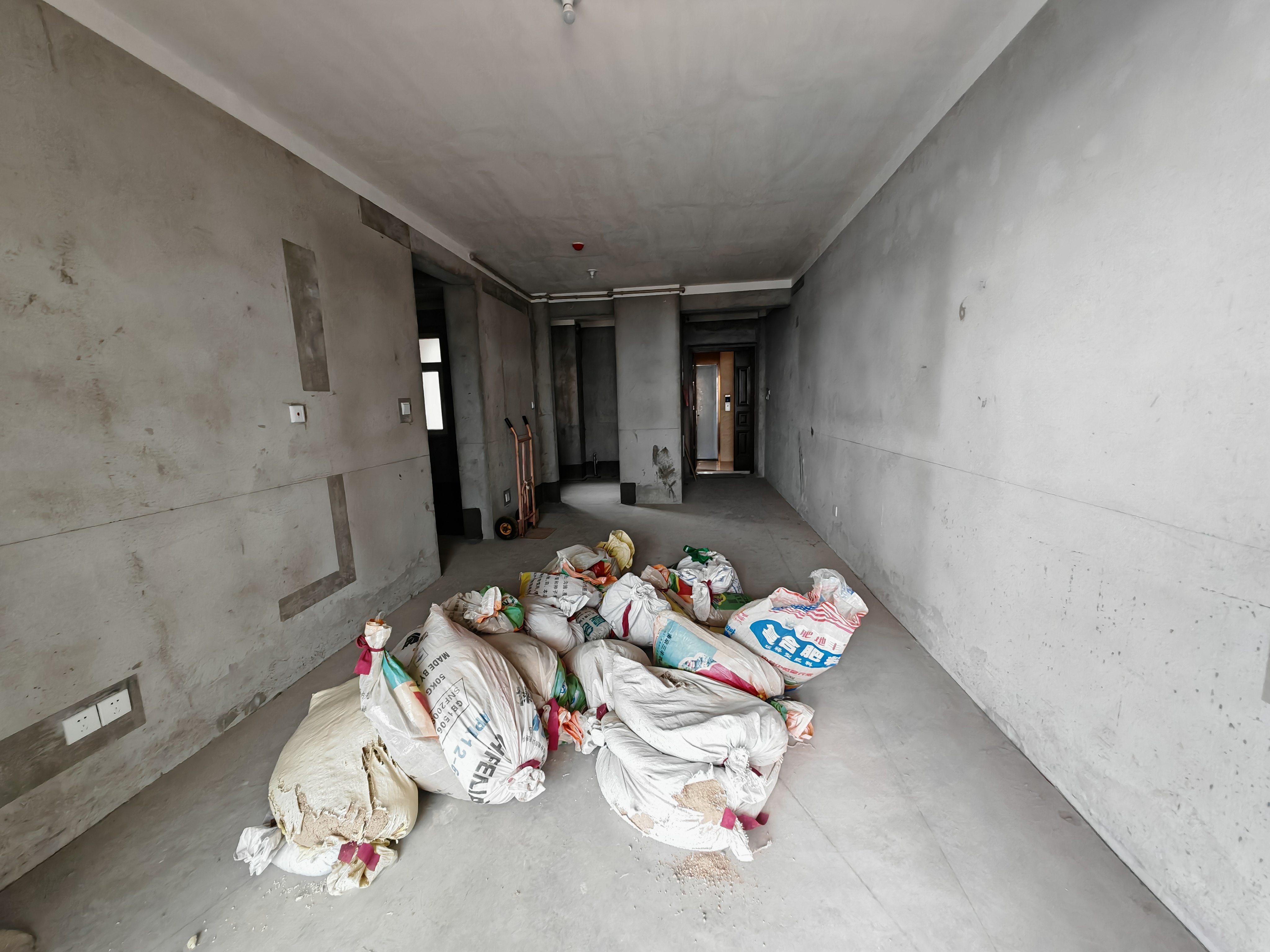 佳源都市 3室2厅1卫 98m²