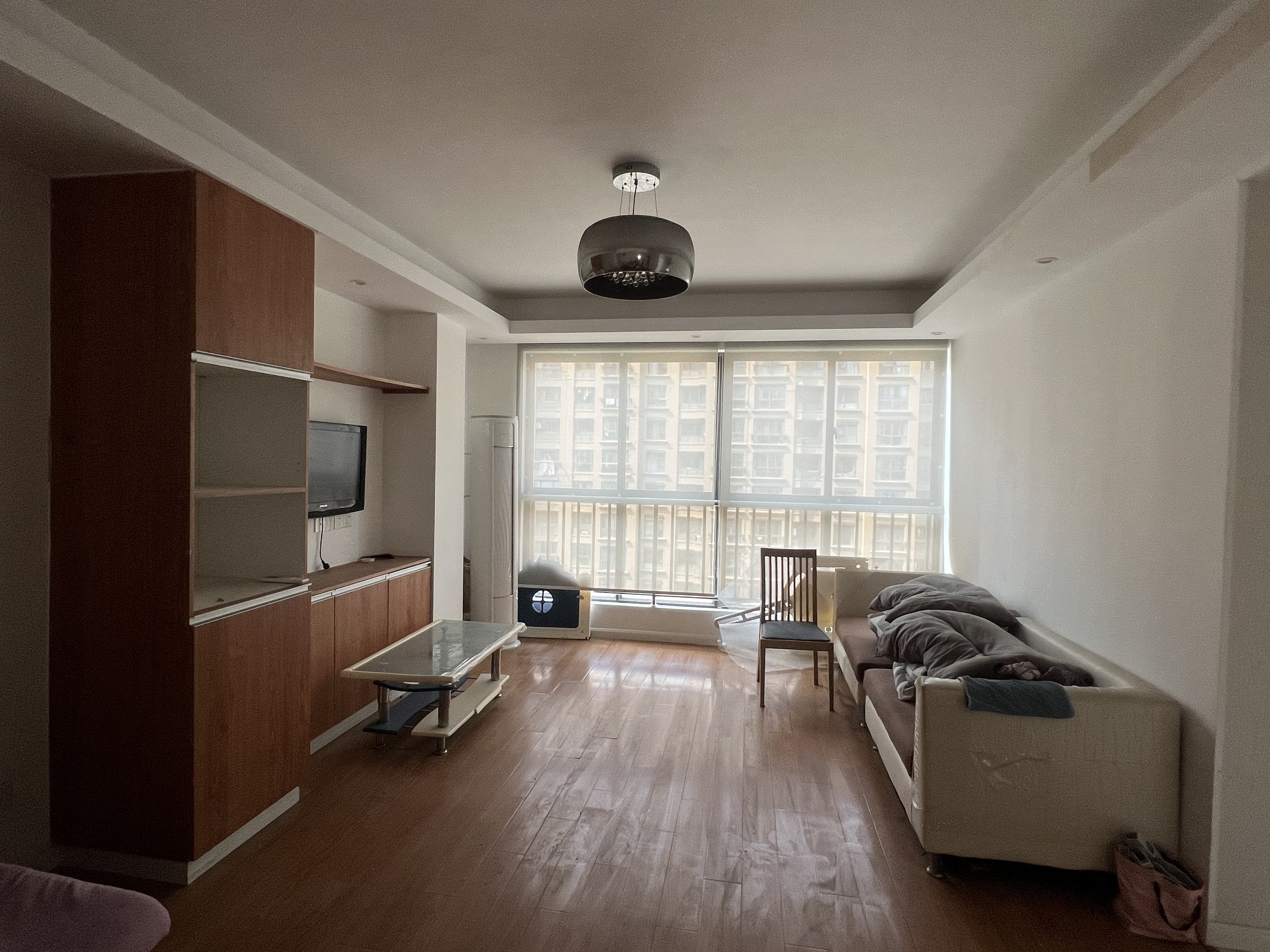 中港翡翠城 3室2厅1卫 89m&sup2;