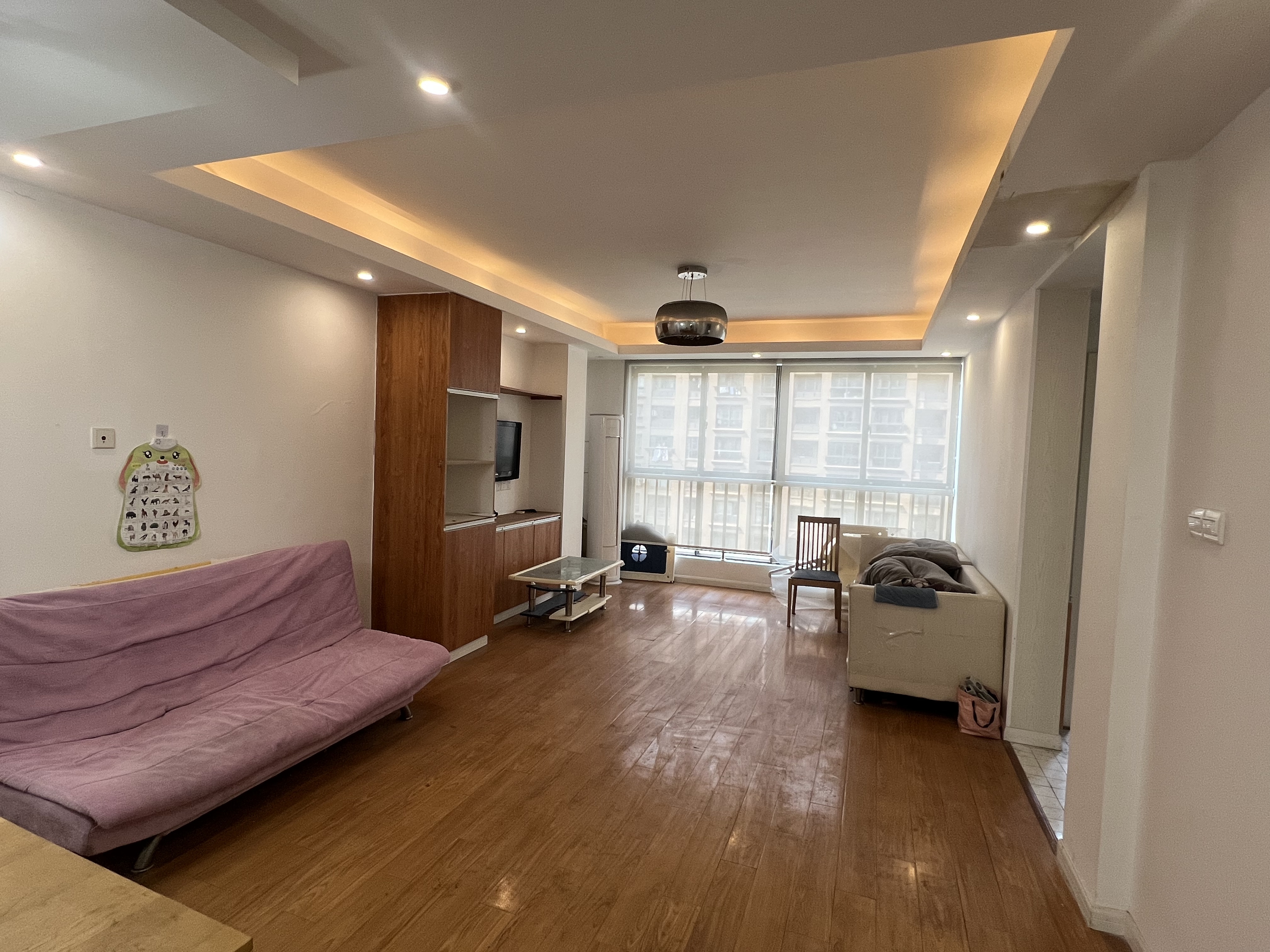 中港翡翠城 3室2厅1卫 89m&sup2;