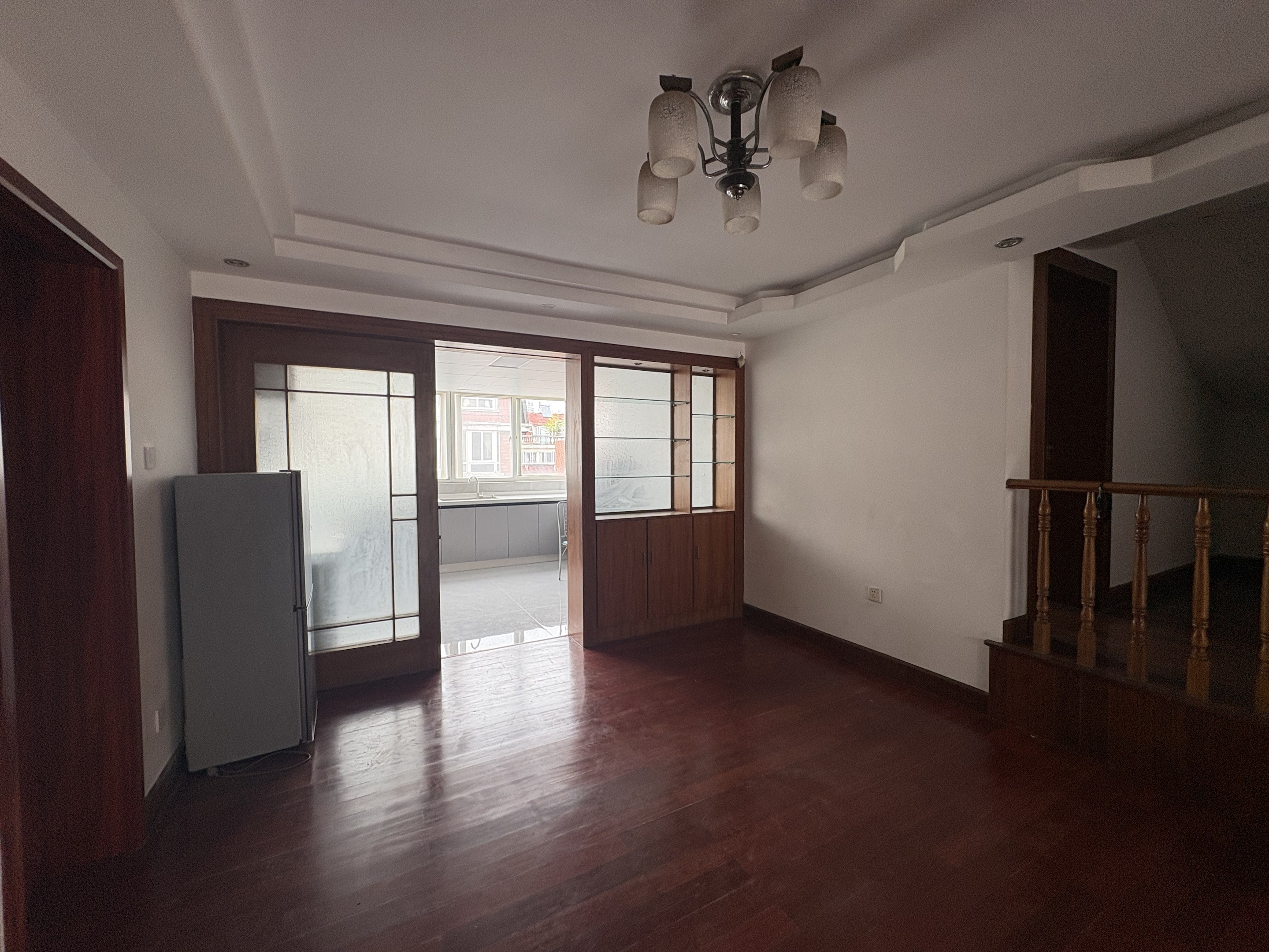 金龙花苑 4室2厅2卫 140m&sup2;