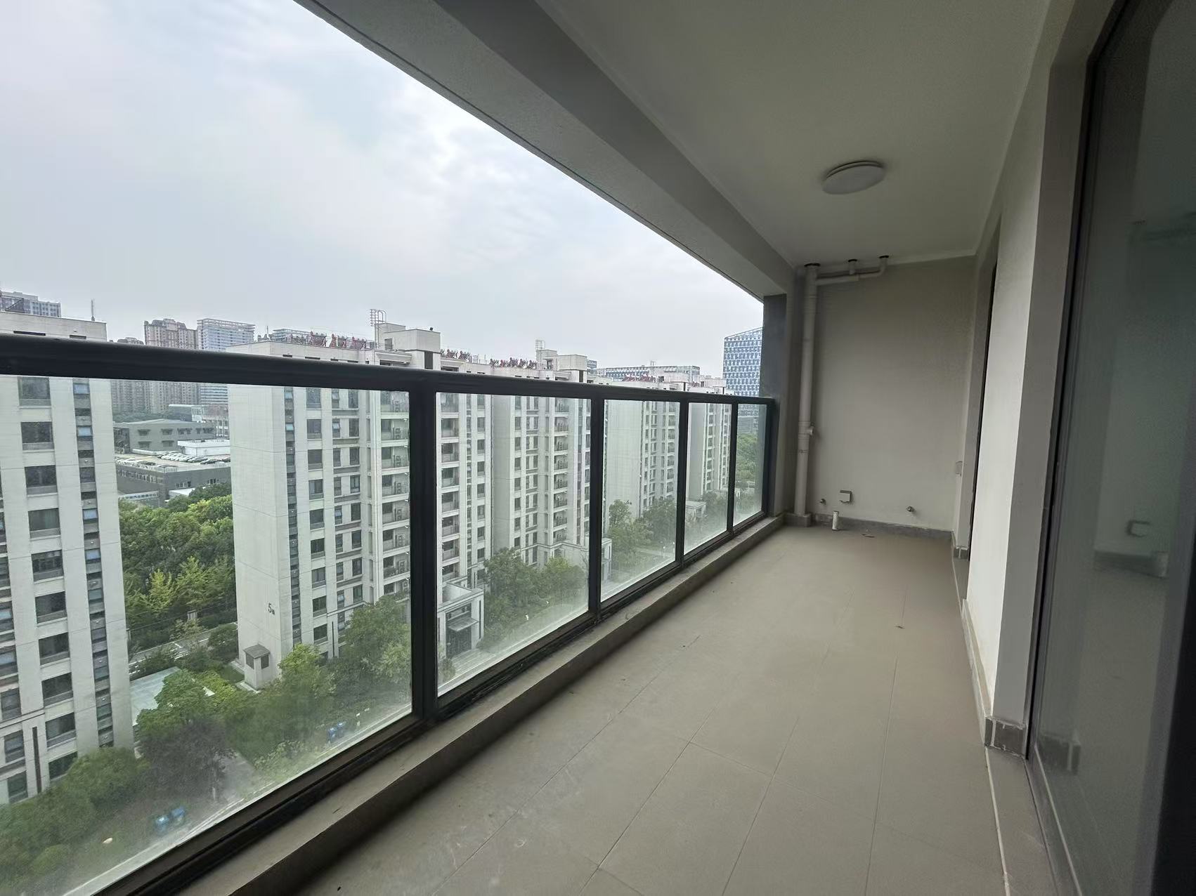 中海翠湖溪岸 4室2厅3卫 178m&sup2;
